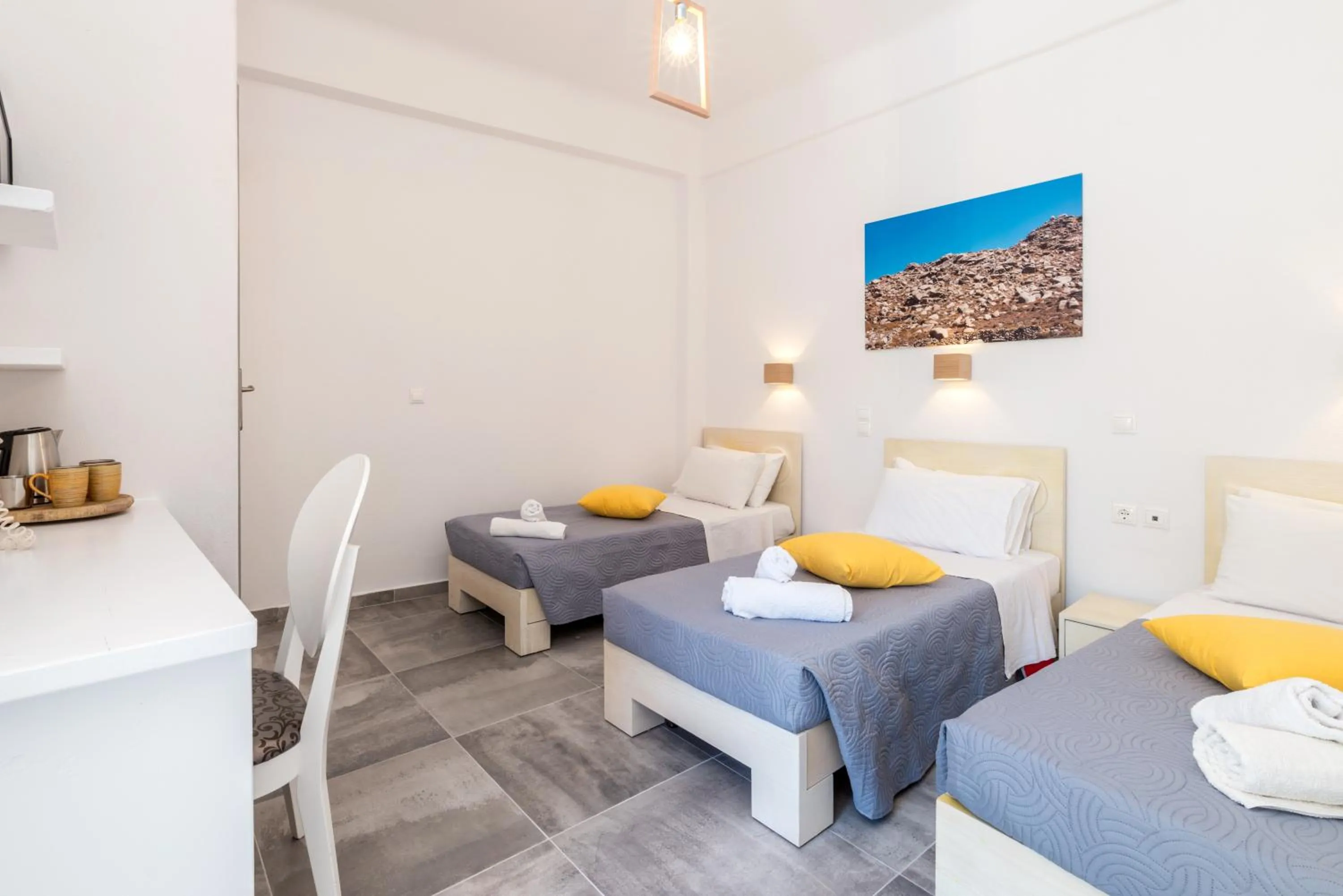 Photo of the whole room in Orpheas Rooms