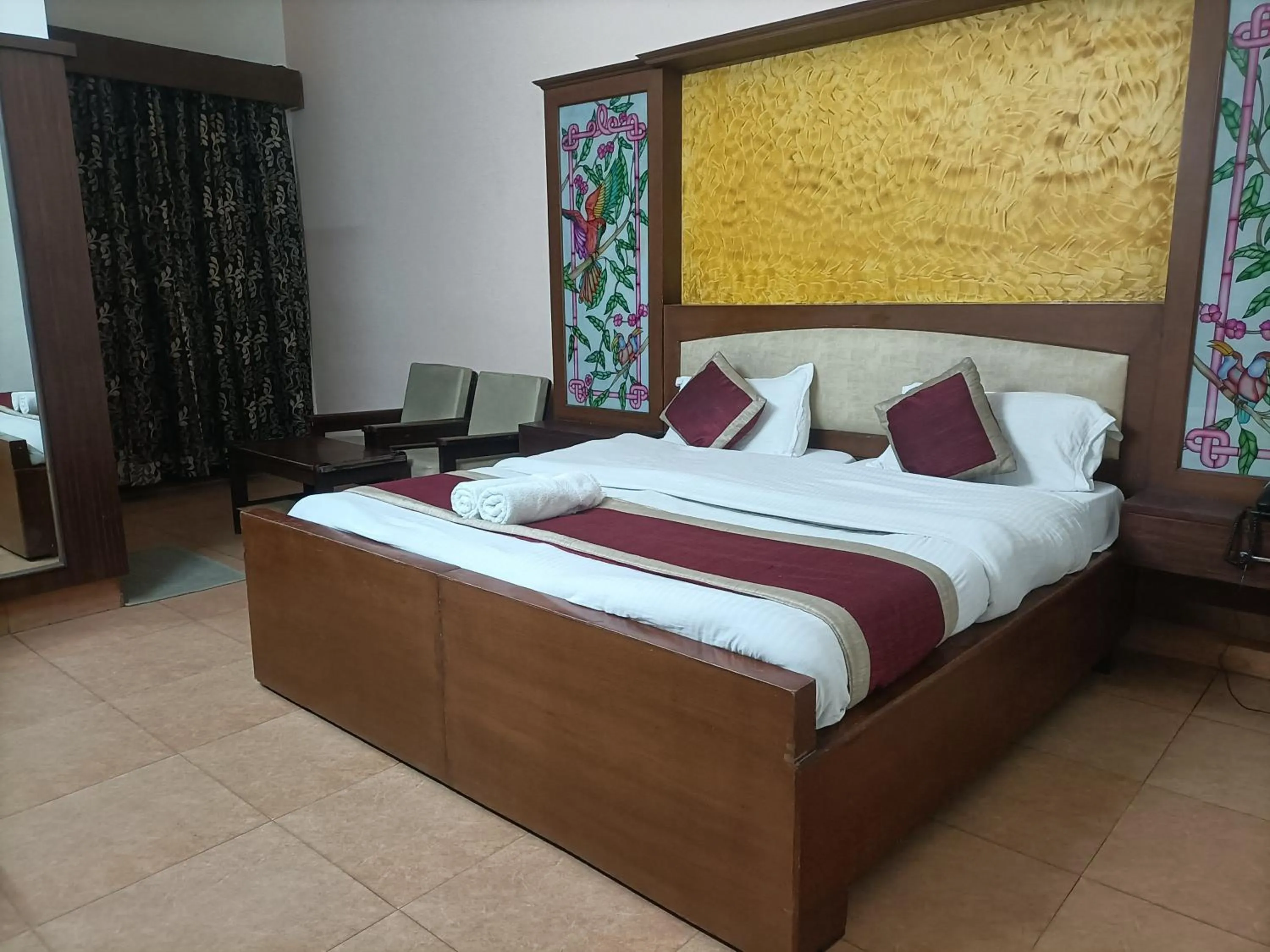 Bed in Hotel Midtown