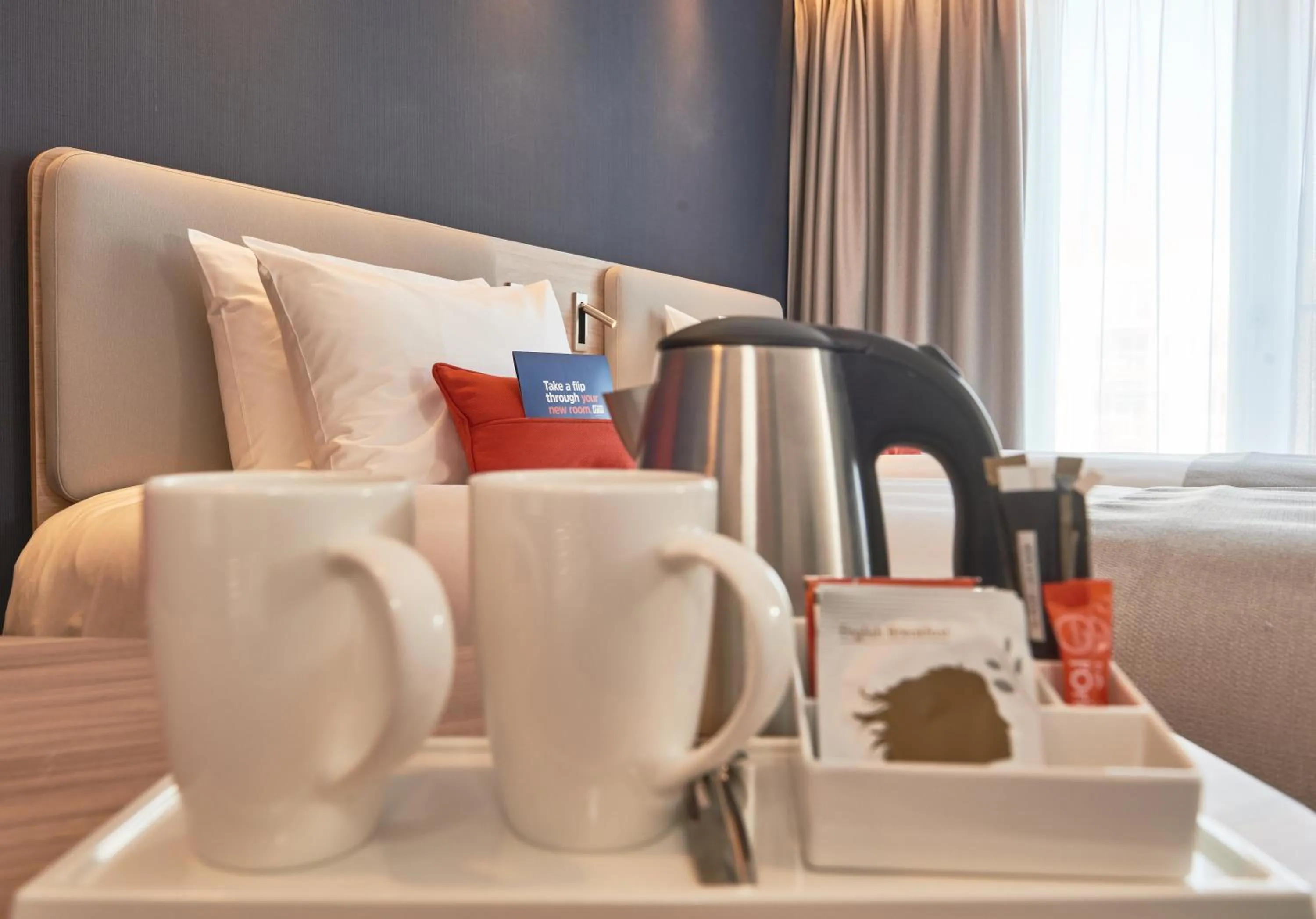 Coffee/tea facilities in Holiday Inn Express Amsterdam - City Hall by IHG
