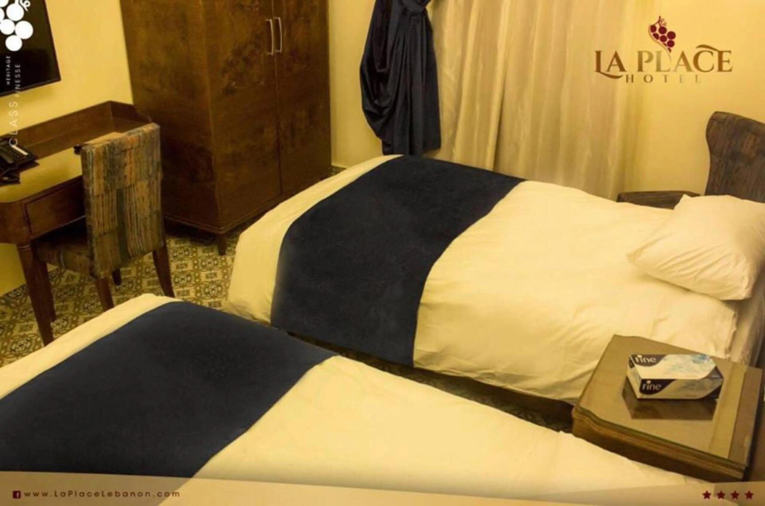 Bed in La Place Hotel