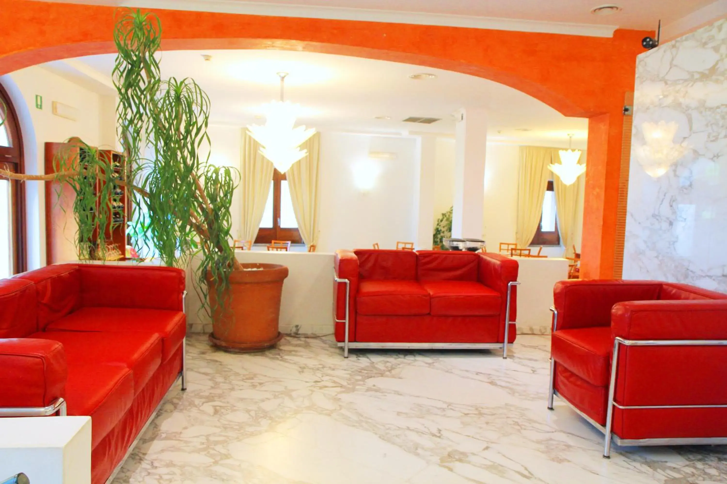 Lobby or reception in Hotel Pisacane Lobby or reception in Hotel Pisacane