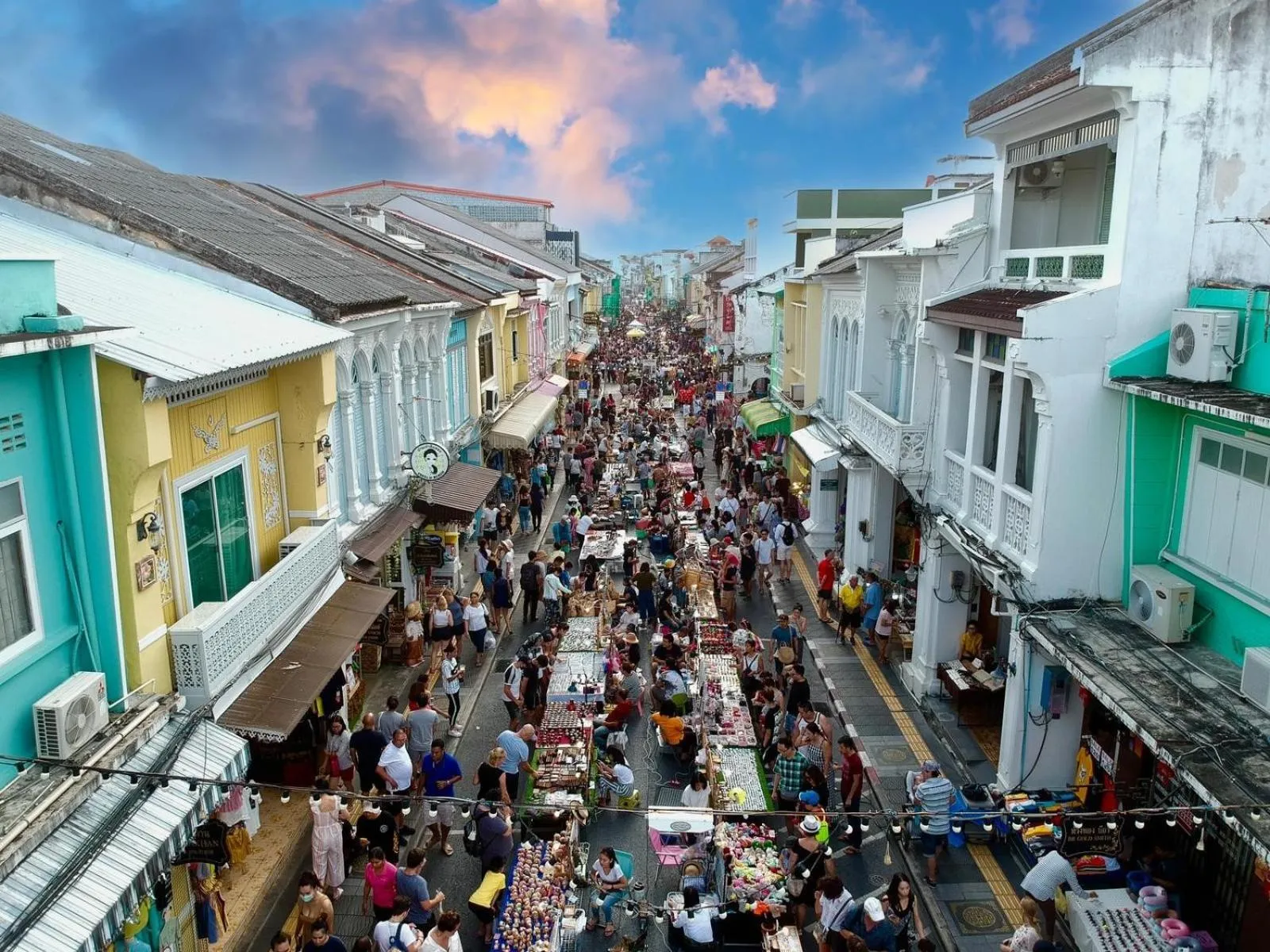 Neighbourhood in FunDee Boutique Hotel