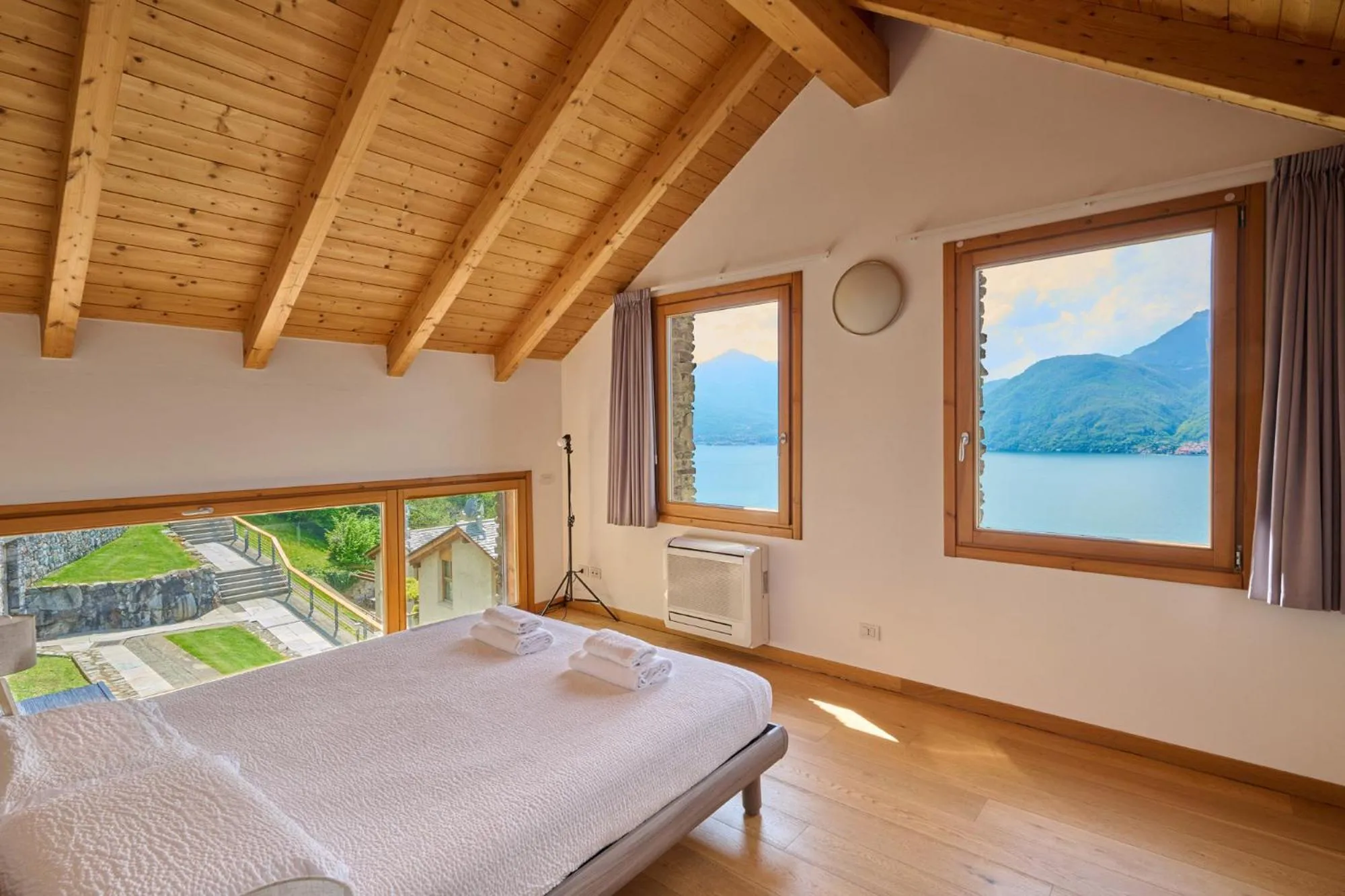 Bed in Paradiso del lago