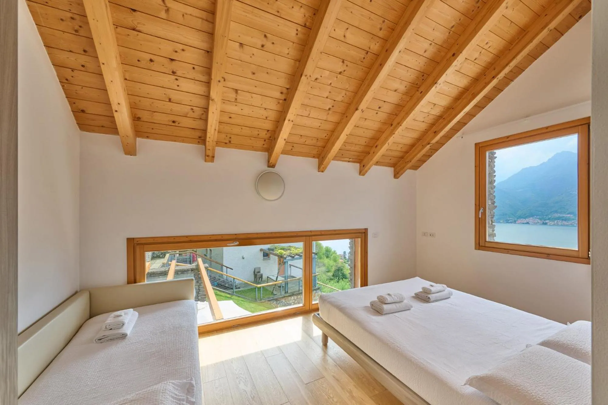 Bed in Paradiso del lago
