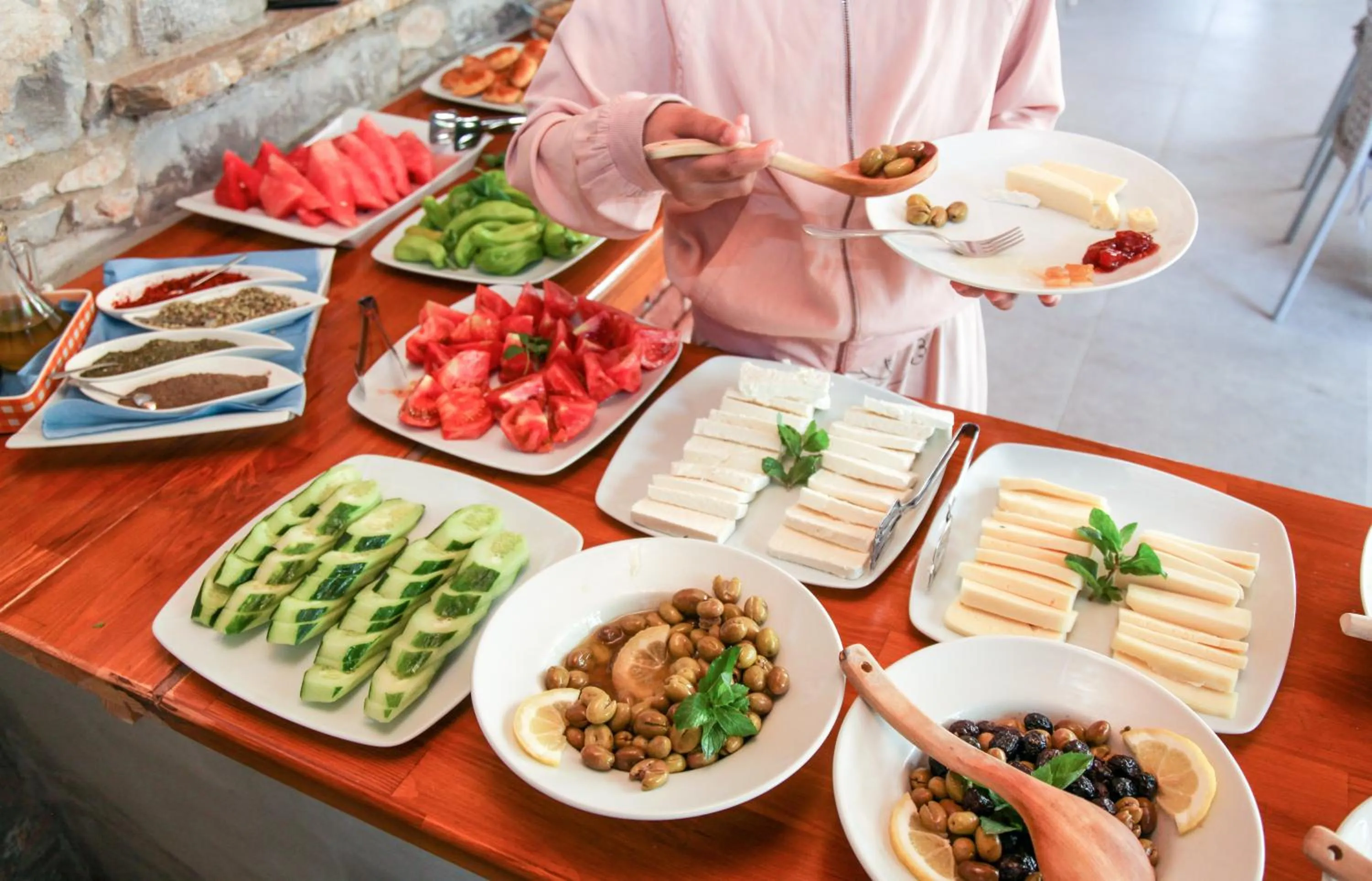 Breakfast in Dedeminn Garden Hotel