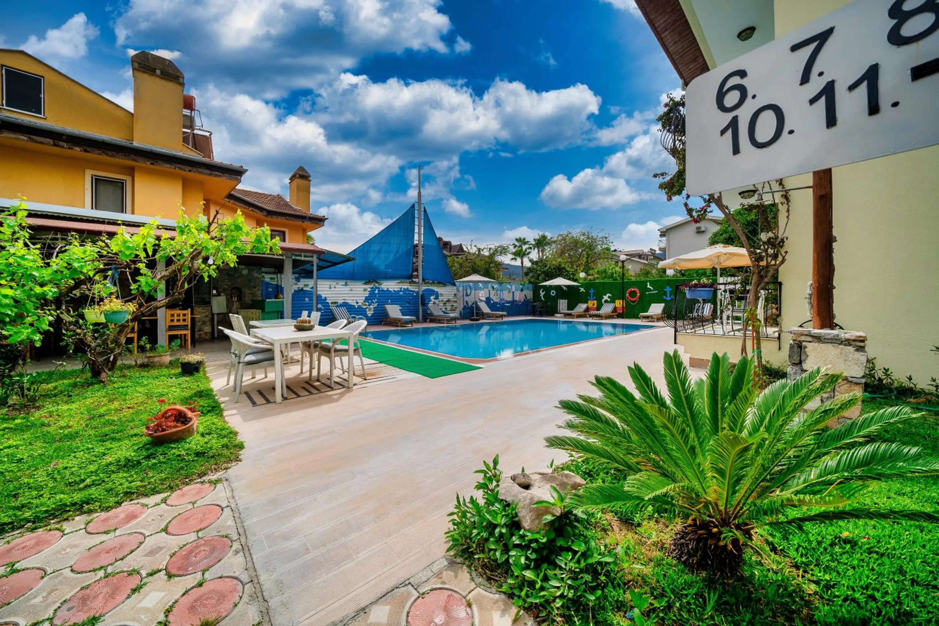 Property building in Dedeminn Garden Hotel