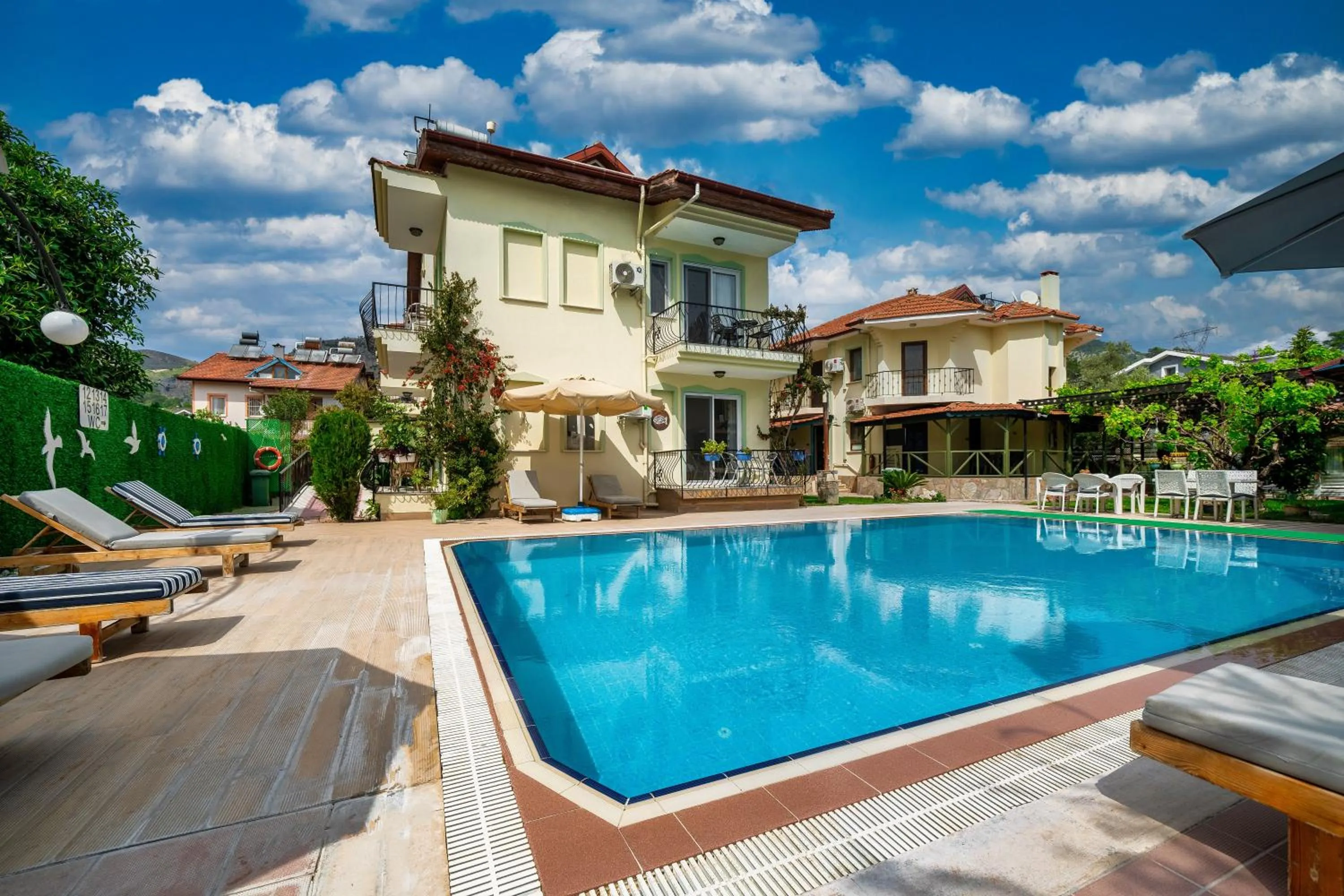 Property building in Dedeminn Garden Hotel