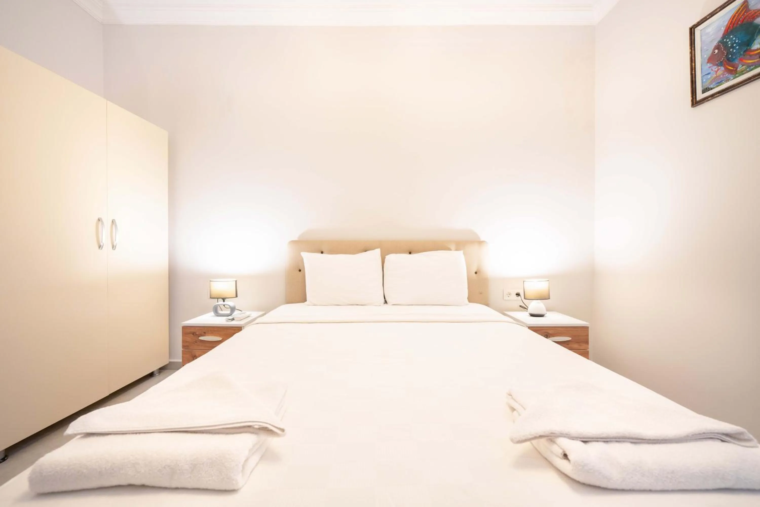 Bed in Dedeminn Garden Hotel