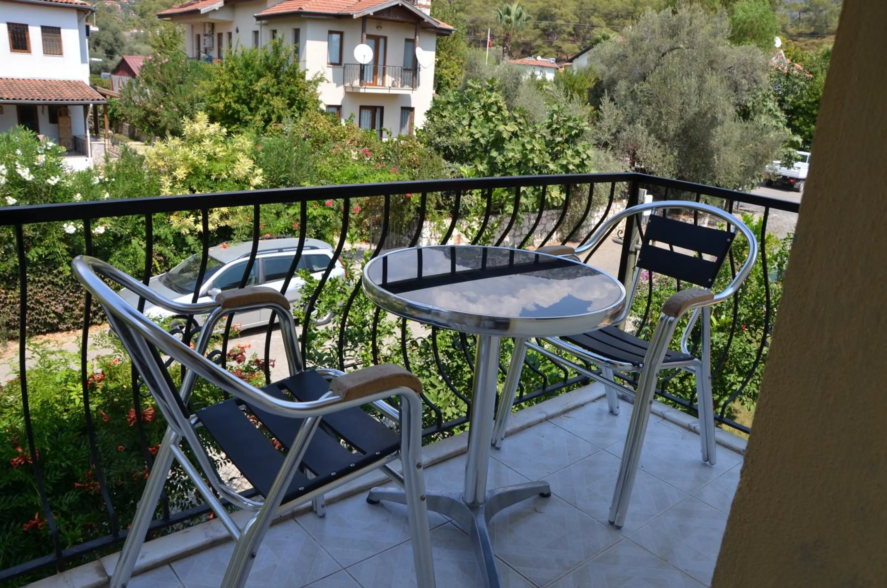 Balcony/Terrace in Dedeminn Garden Hotel