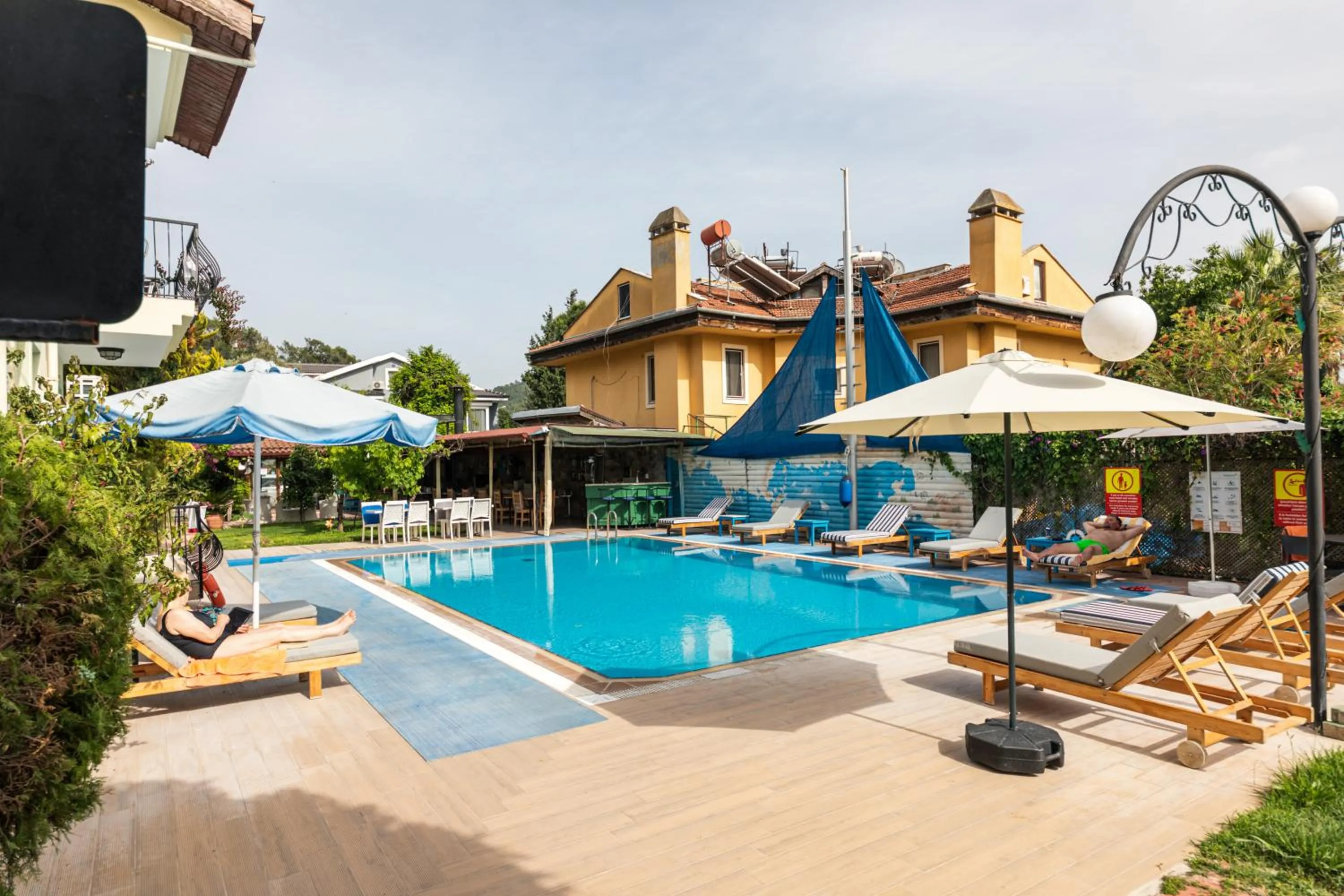 Pool view in Dedeminn Garden Hotel