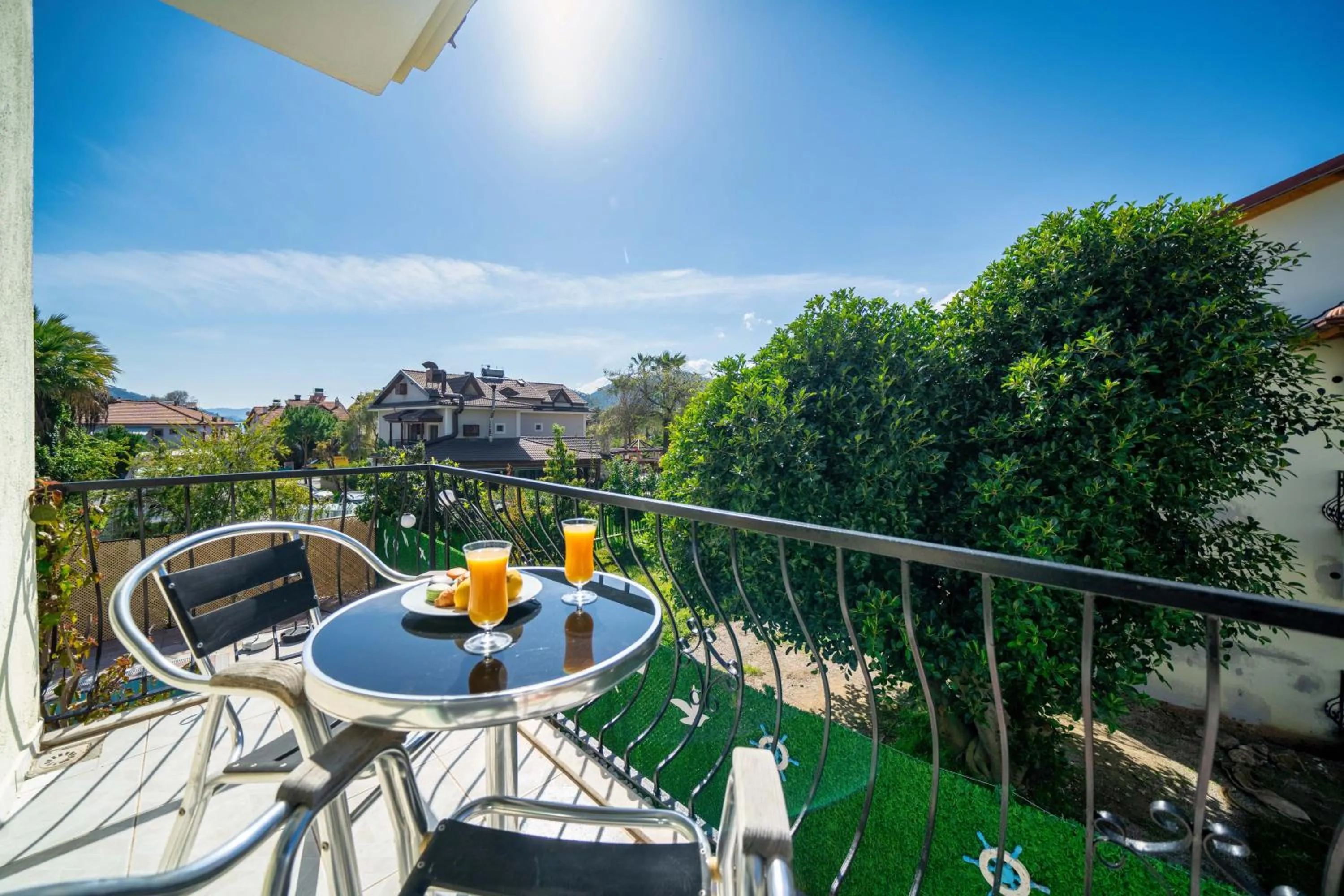 Day in Dedeminn Garden Hotel