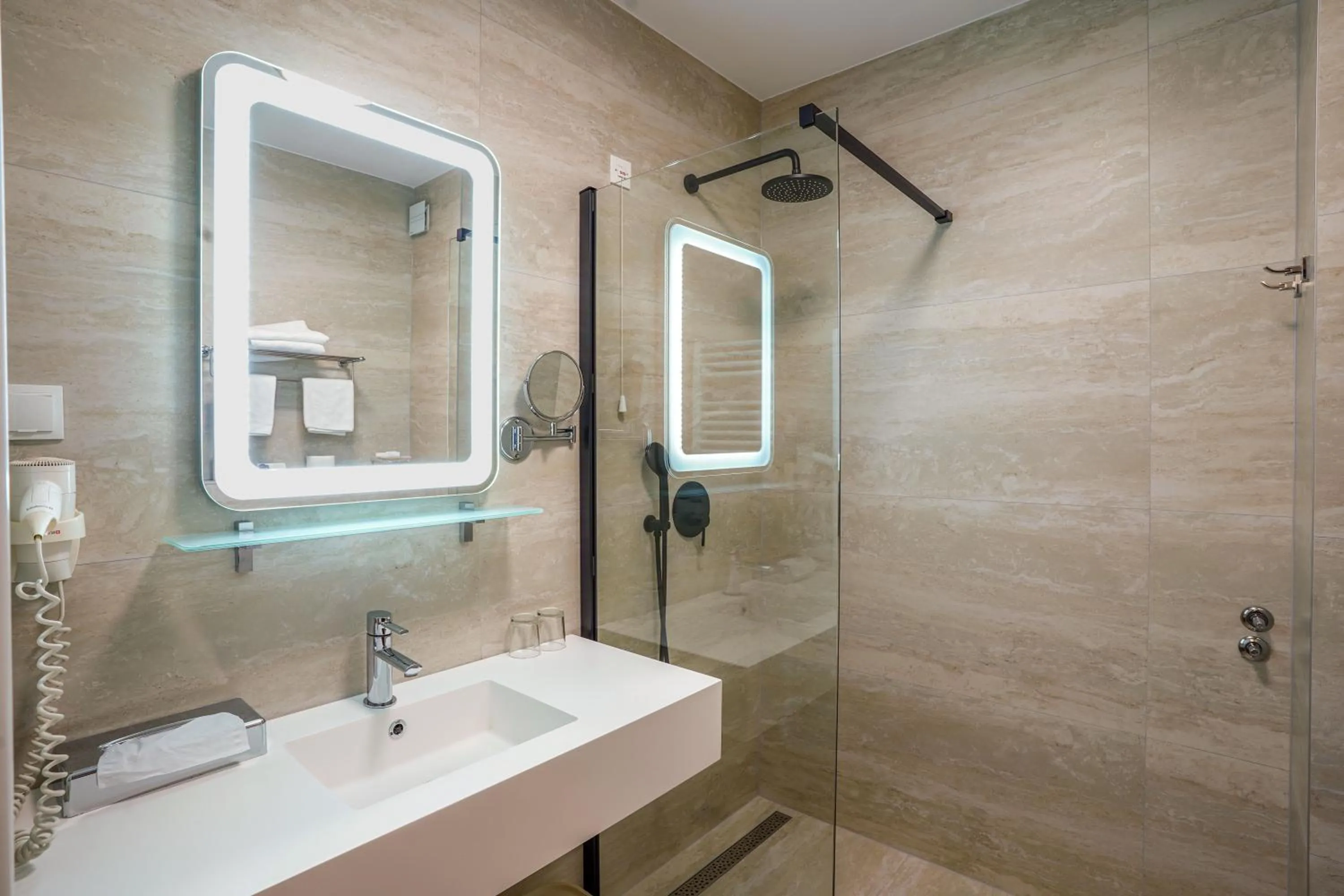 Shower in Hotel Degenija