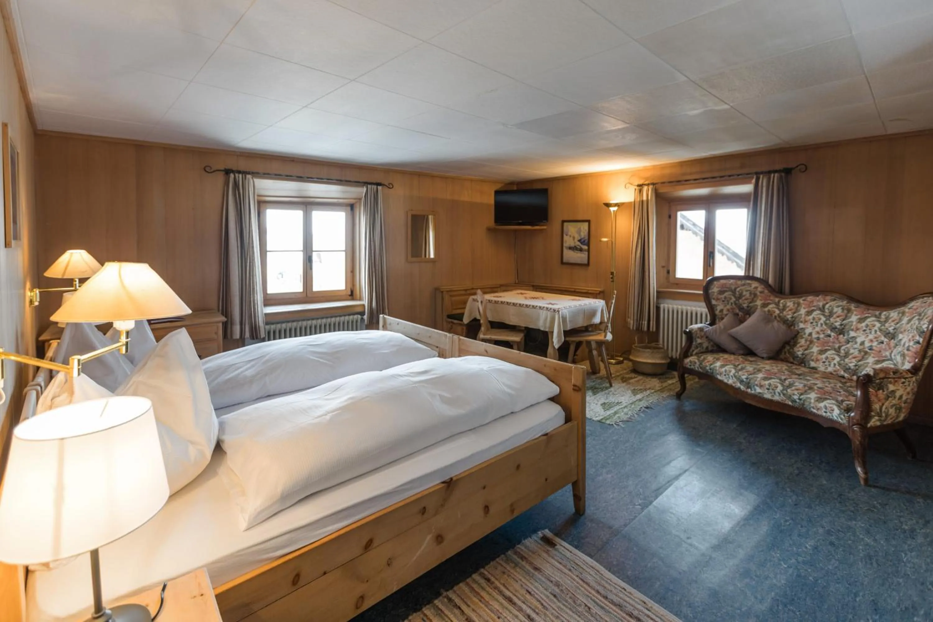 Photo of the whole room, Bed in Hotel Klarer