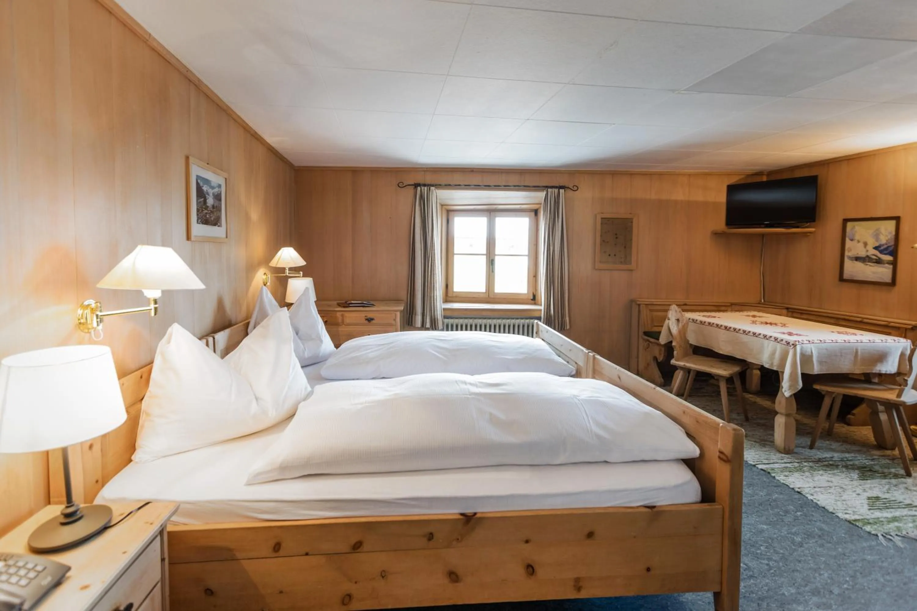 Photo of the whole room, Bed in Hotel Klarer