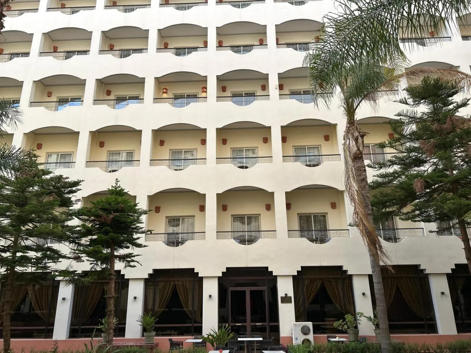 Property building in Zalagh Parc Palace