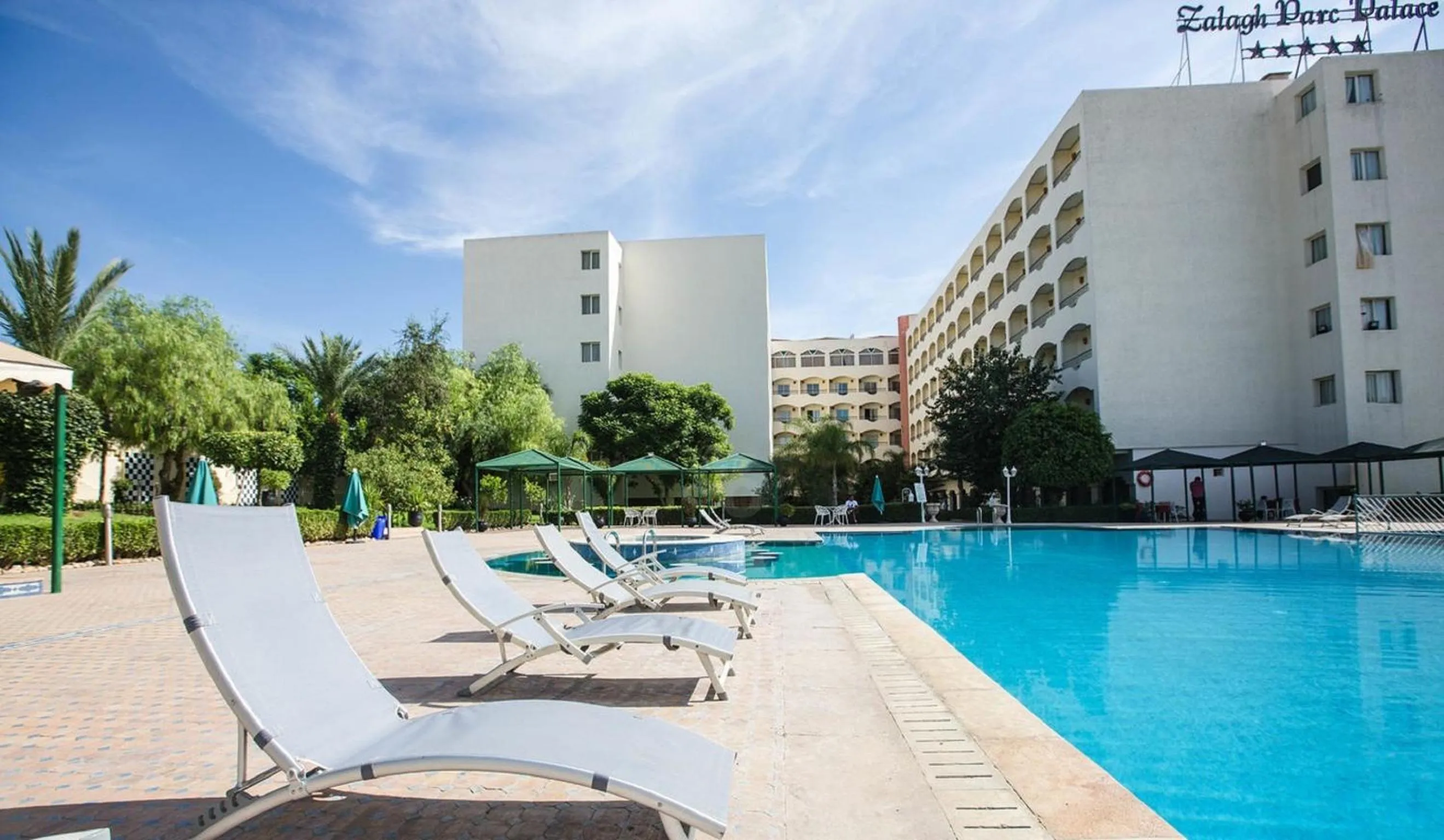 Swimming pool in Zalagh Parc Palace