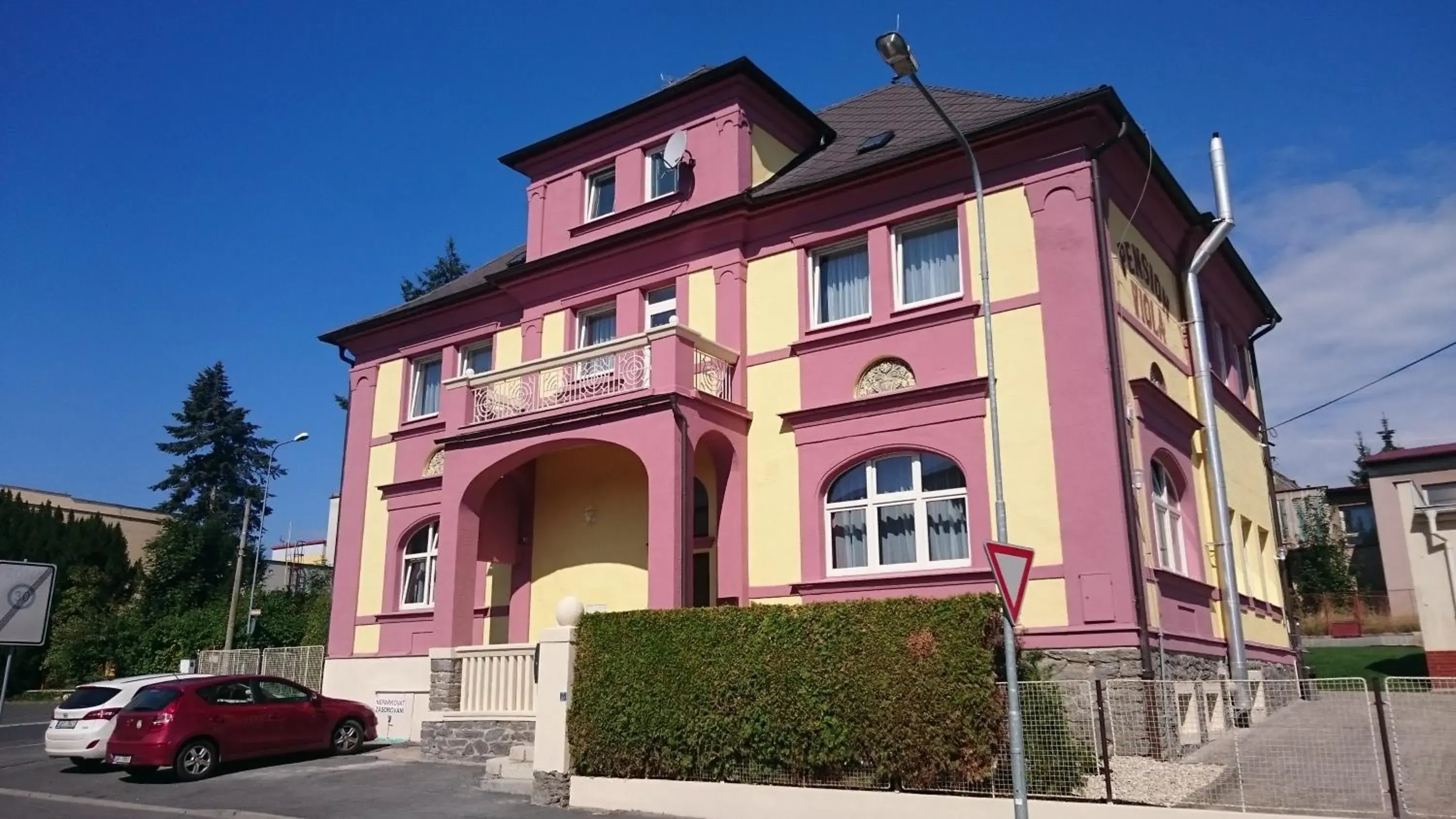 Pension Viola Pension Viola