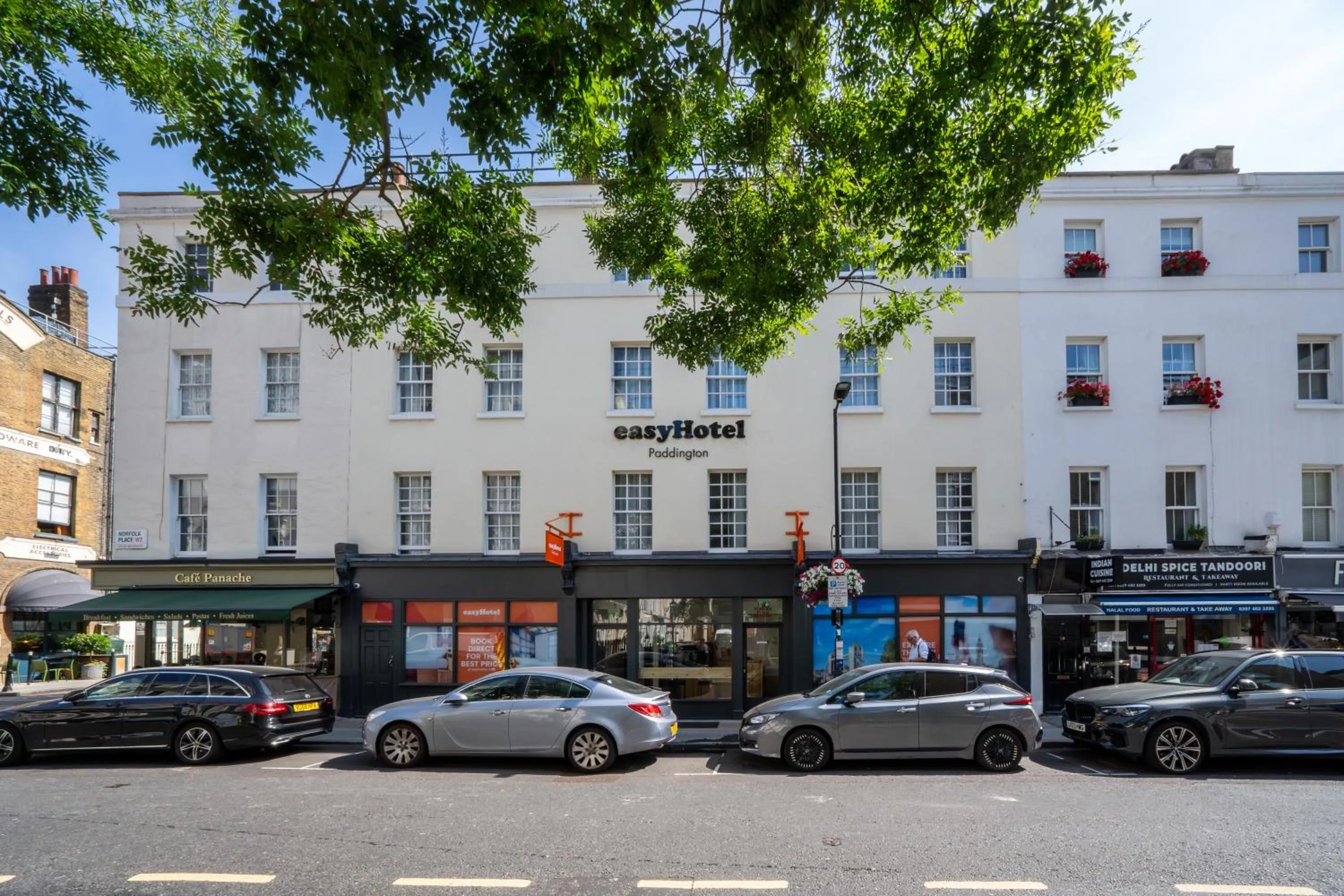 Property building in easyHotel Paddington