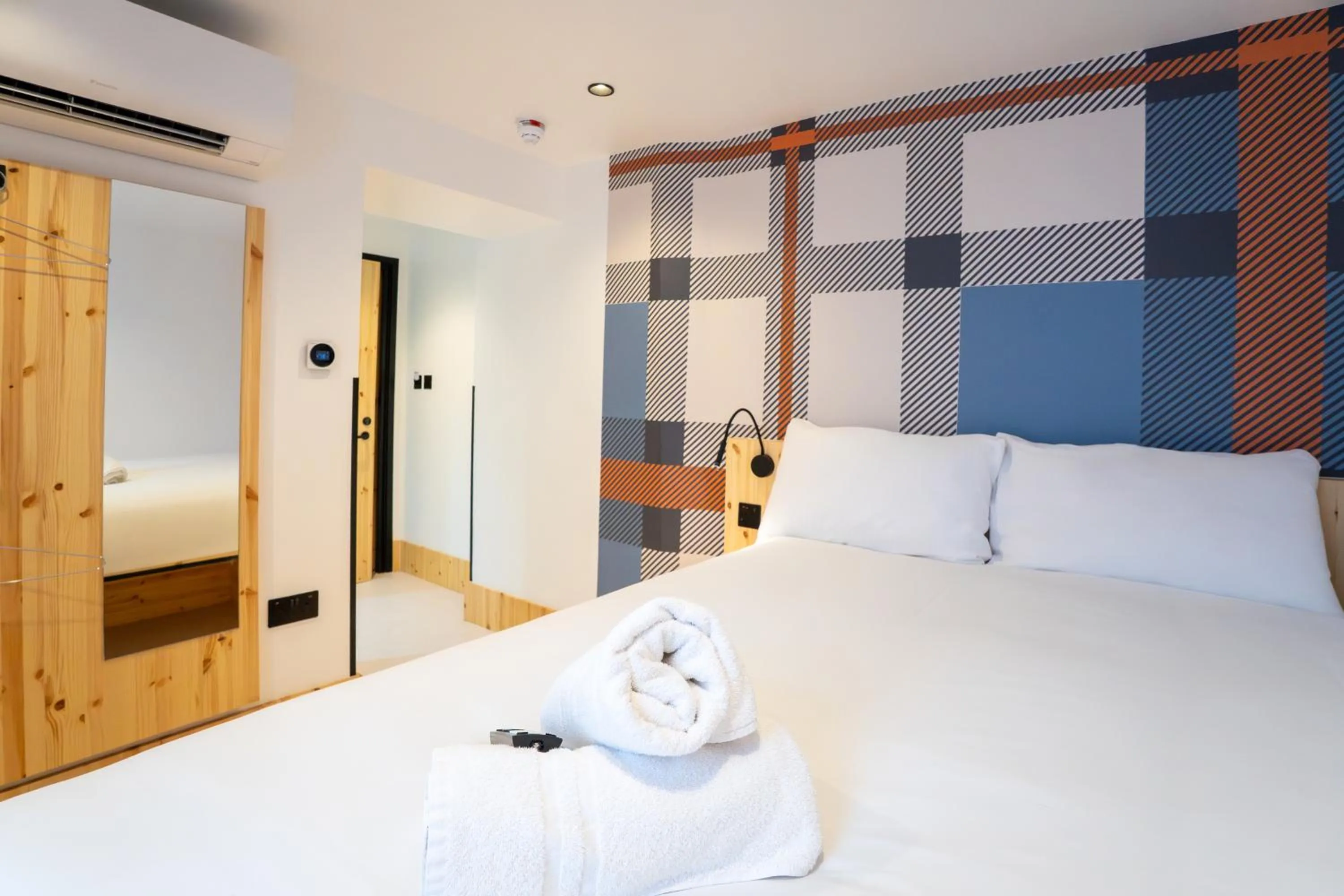 Bed in easyHotel Paddington