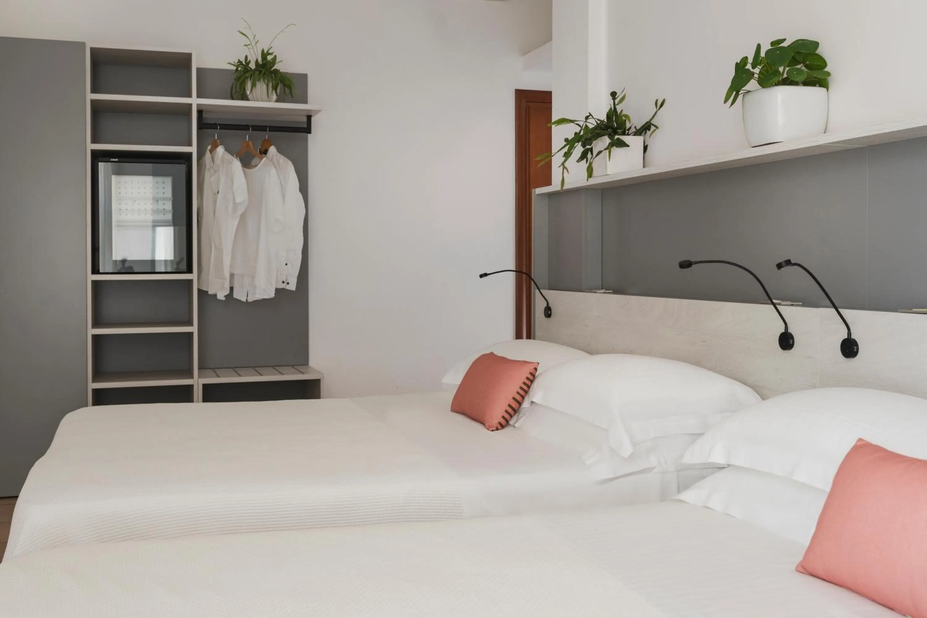 Bed in Hotel Roxy & Beach