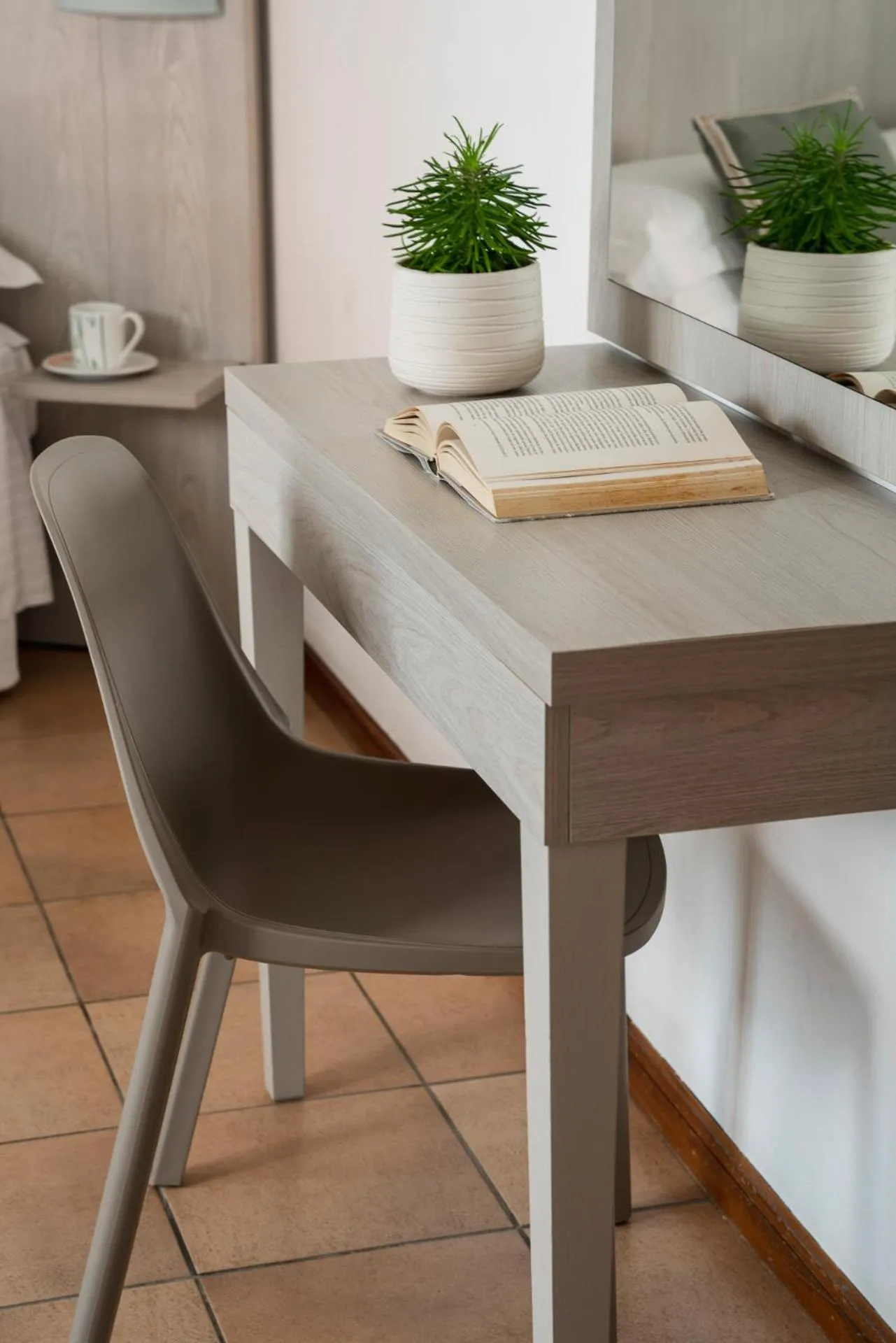 Seating area in Hotel Roxy & Beach