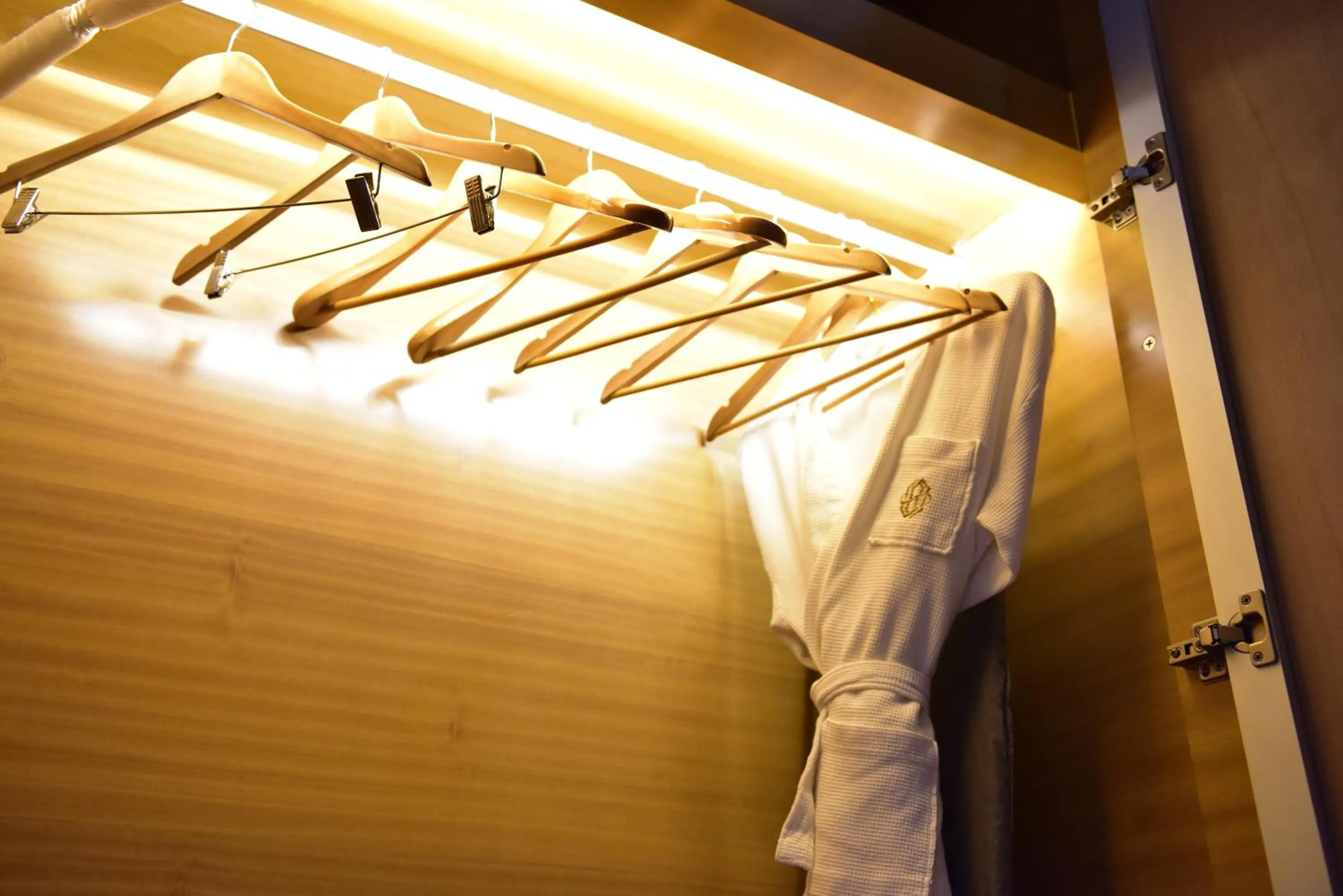 wardrobe in Galaxy minyoun Chengdu Hotel