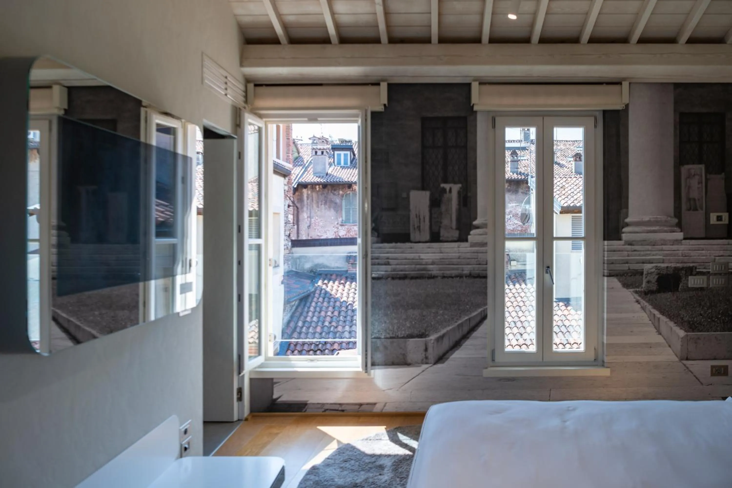View (from property/room), Bed in Lords of Verona Luxury Apartments