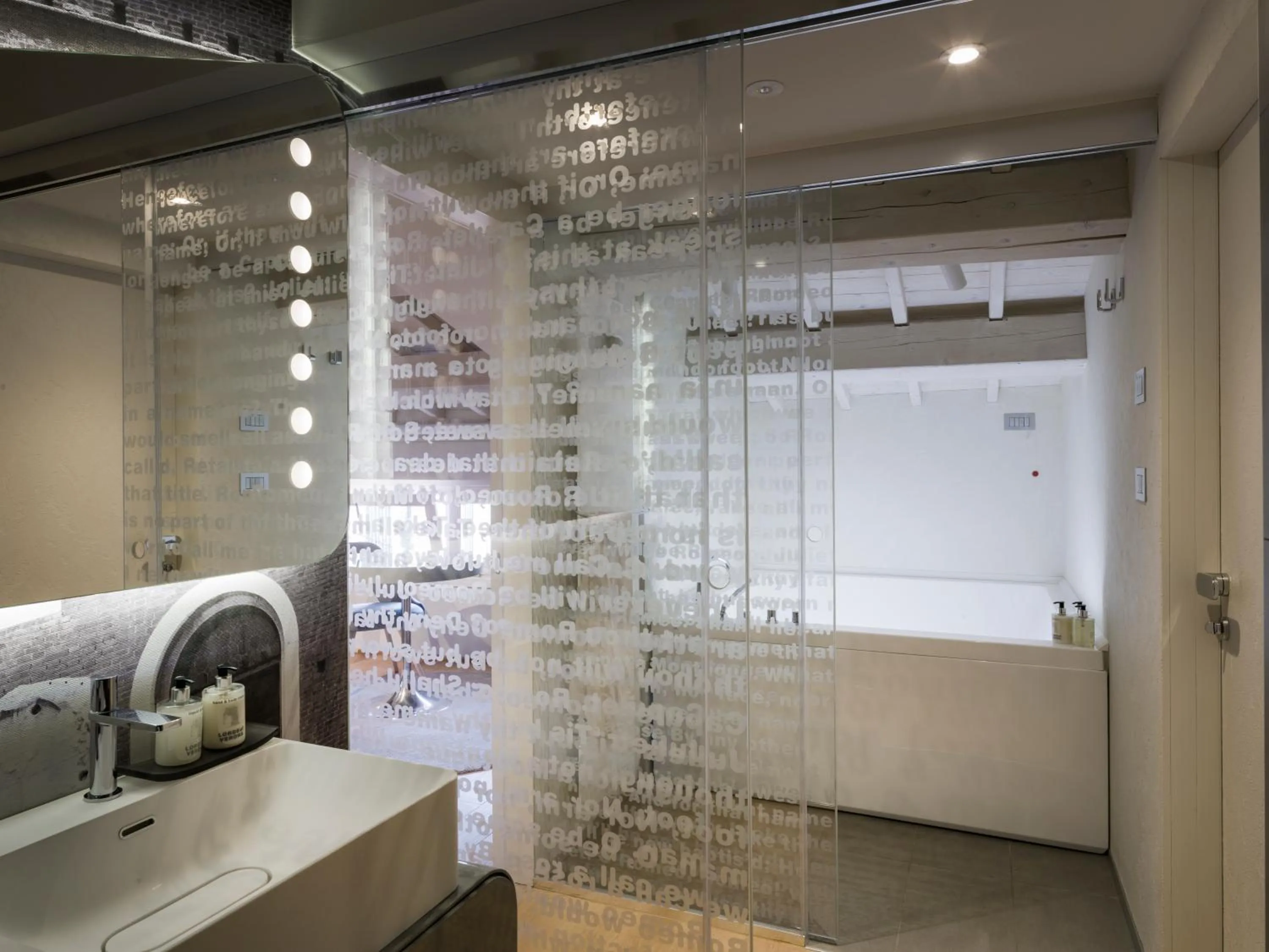 Bathroom in Lords of Verona Luxury Apartments