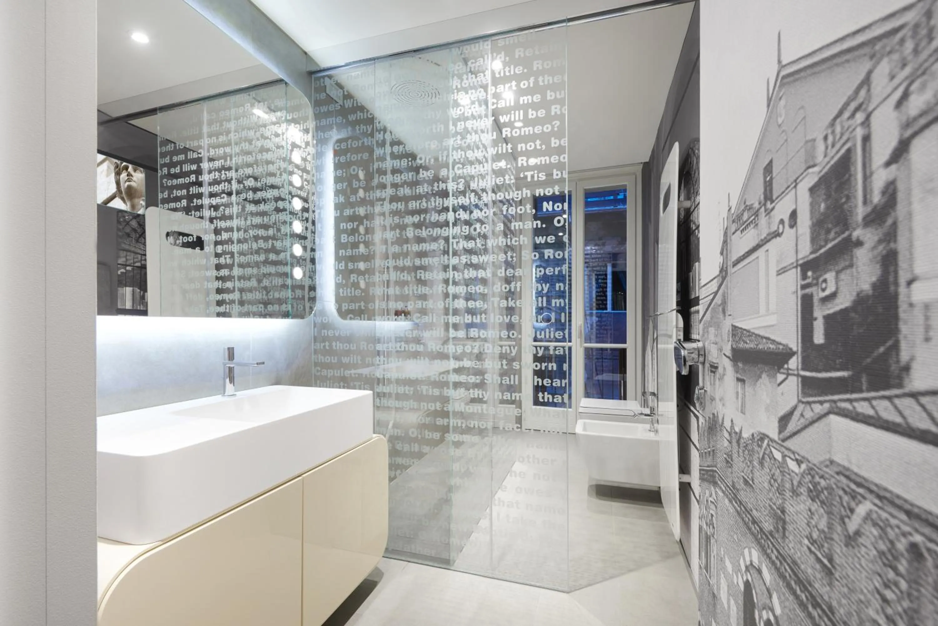 Bathroom in Lords of Verona Luxury Apartments