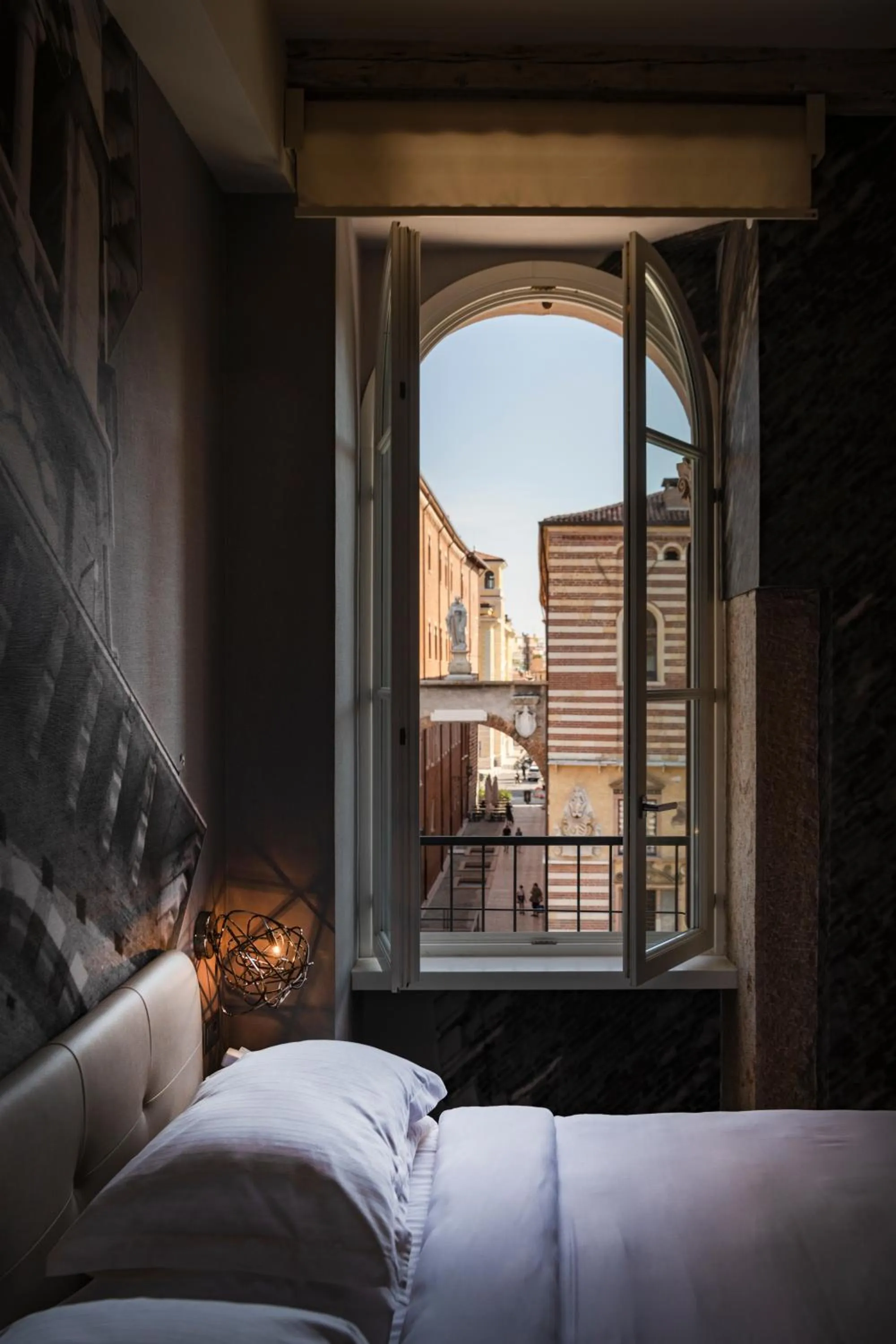 View (from property/room), Bed in Lords of Verona Luxury Apartments