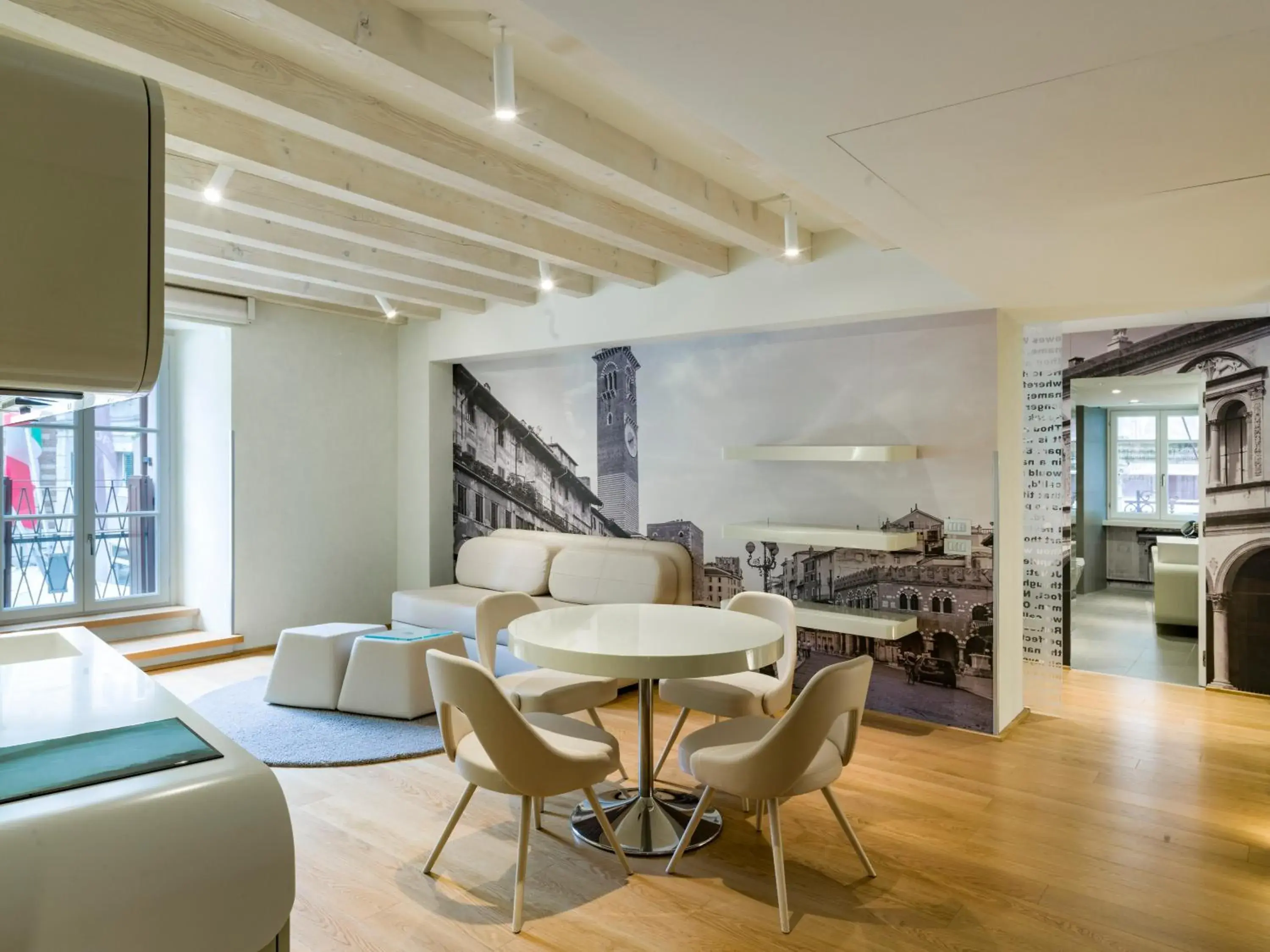 Deluxe One-Bedroom Apartment with View in Lords of Verona Luxury Apartments Deluxe One-Bedroom Apartment with View in Lords of Verona Luxury Apartments