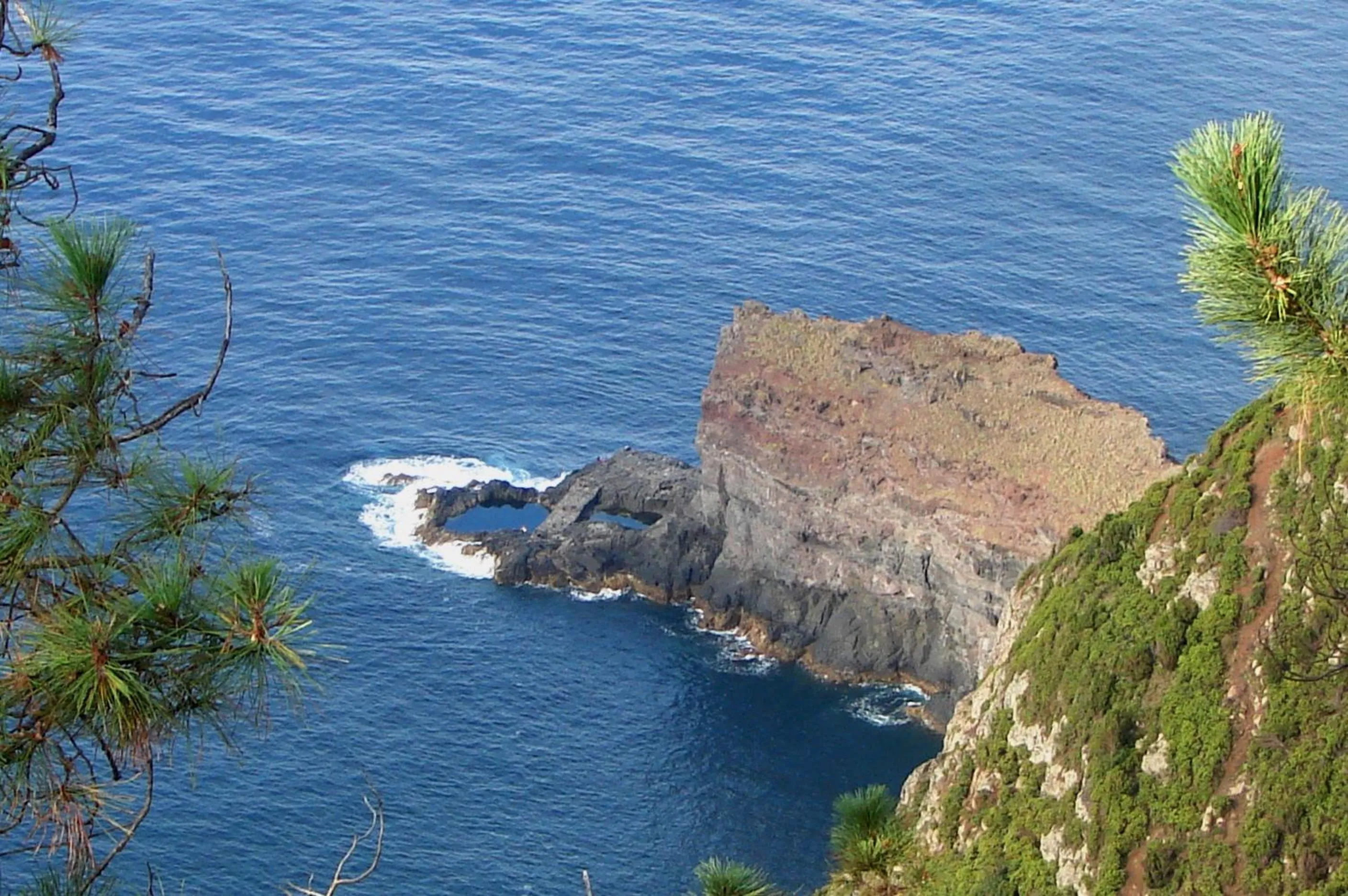 Nearby landmark in Casa do Til