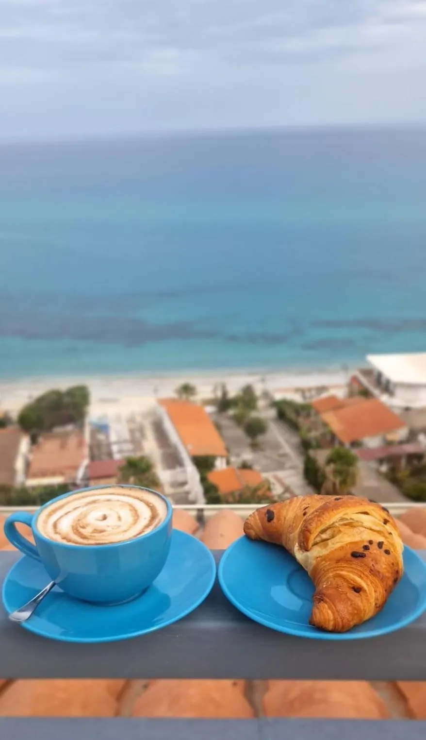 Breakfast in La Porta del Mare