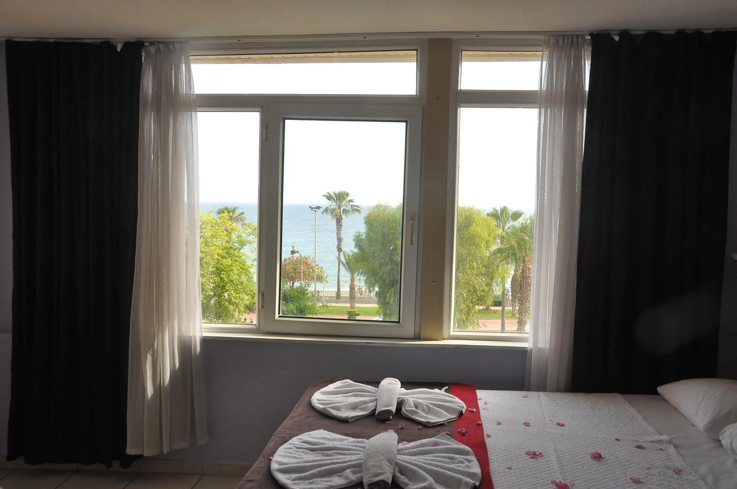 Bed in Resitalya Hotel