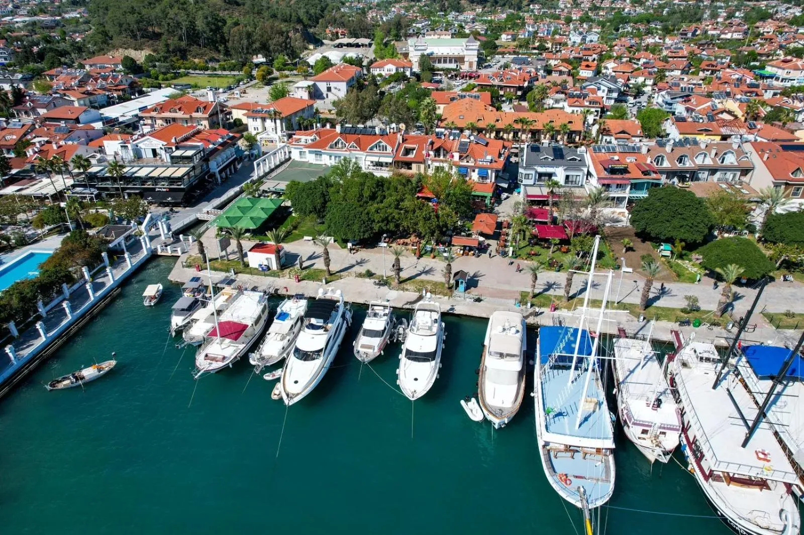 Property building in Gocek Unlu Hotel