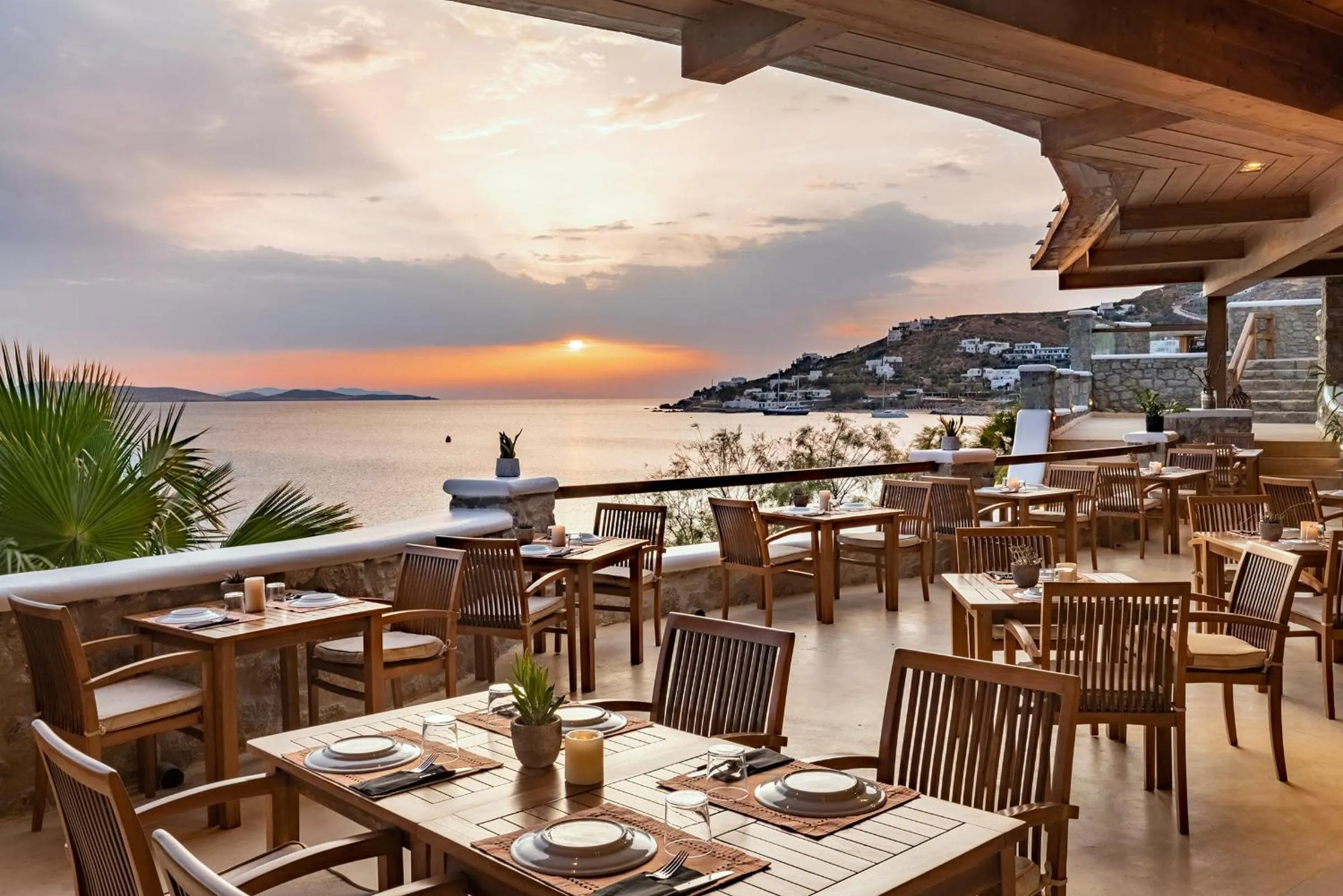 Restaurant/places to eat in Saint John Hotel Villas & Spa