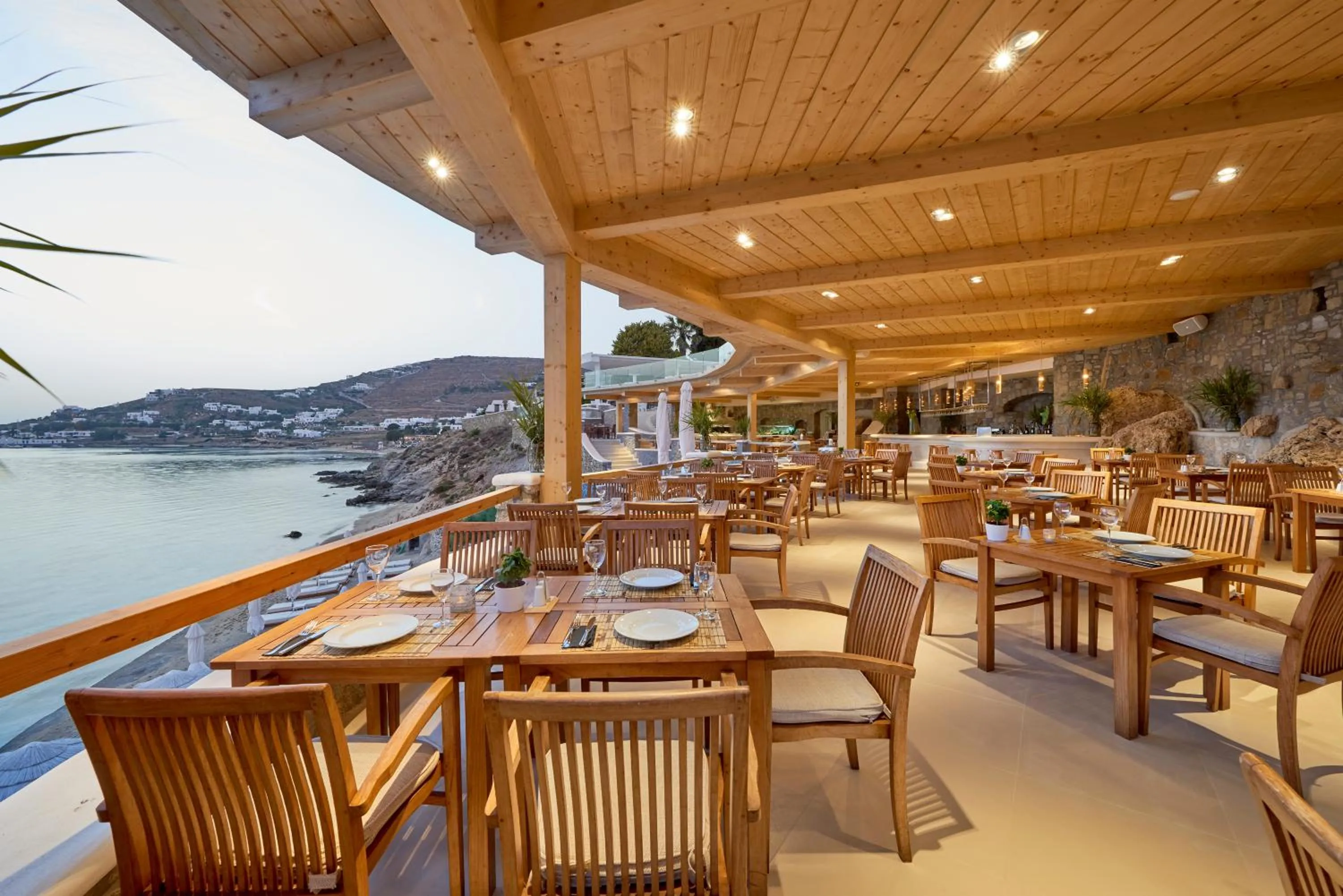 Restaurant/places to eat in Saint John Hotel Villas & Spa