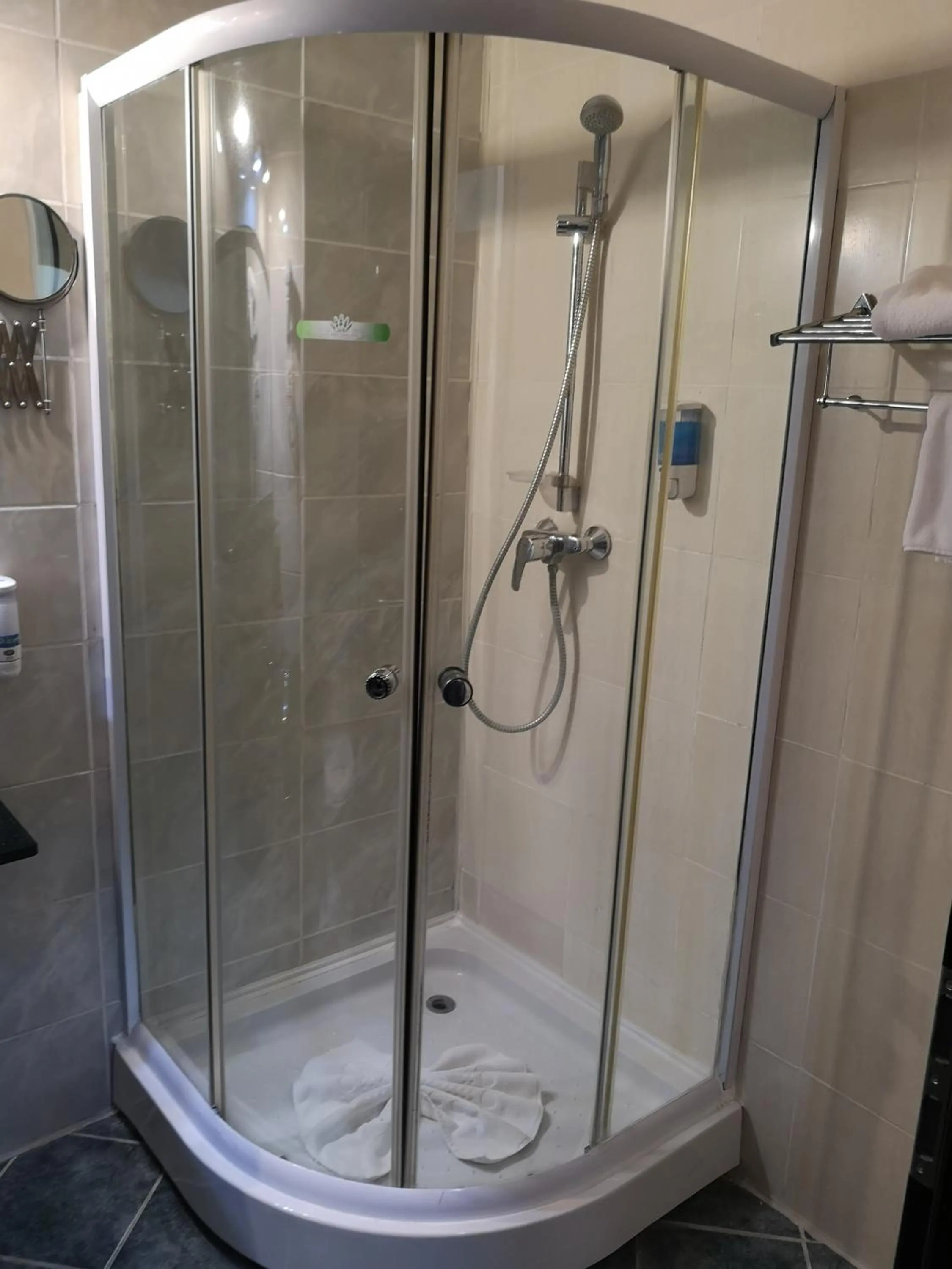 Bathroom in Hotel ZEN-Aeroport