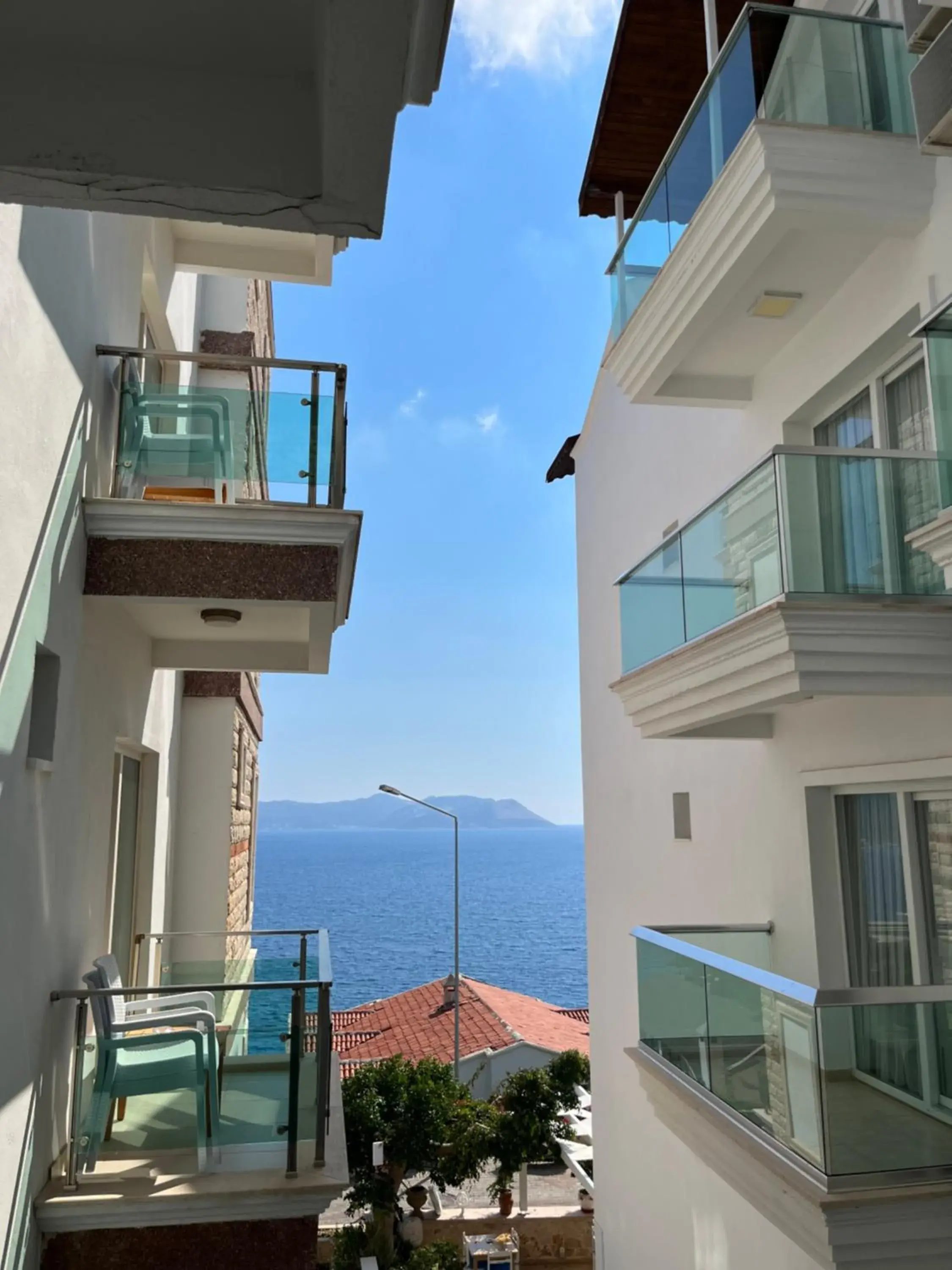 Economy Triple Room in Kas Maki Hotel Economy Triple Room in Kas Maki Hotel