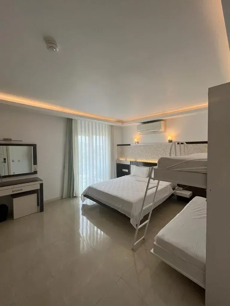 Family Room with Side Sea View in Kas Maki Hotel Family Room with Side Sea View in Kas Maki Hotel