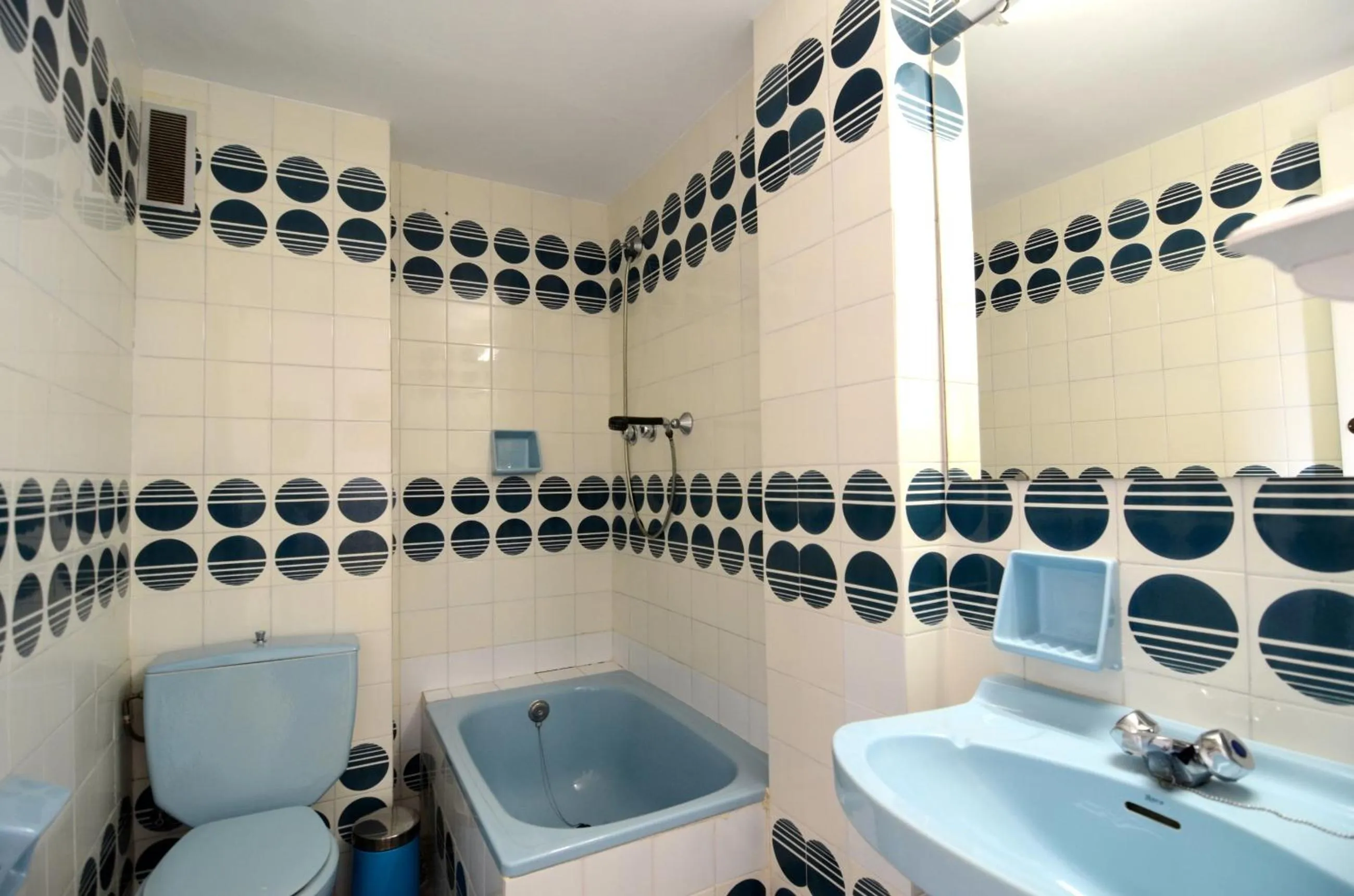 Bathroom in MAR BLAU L'ESCALA