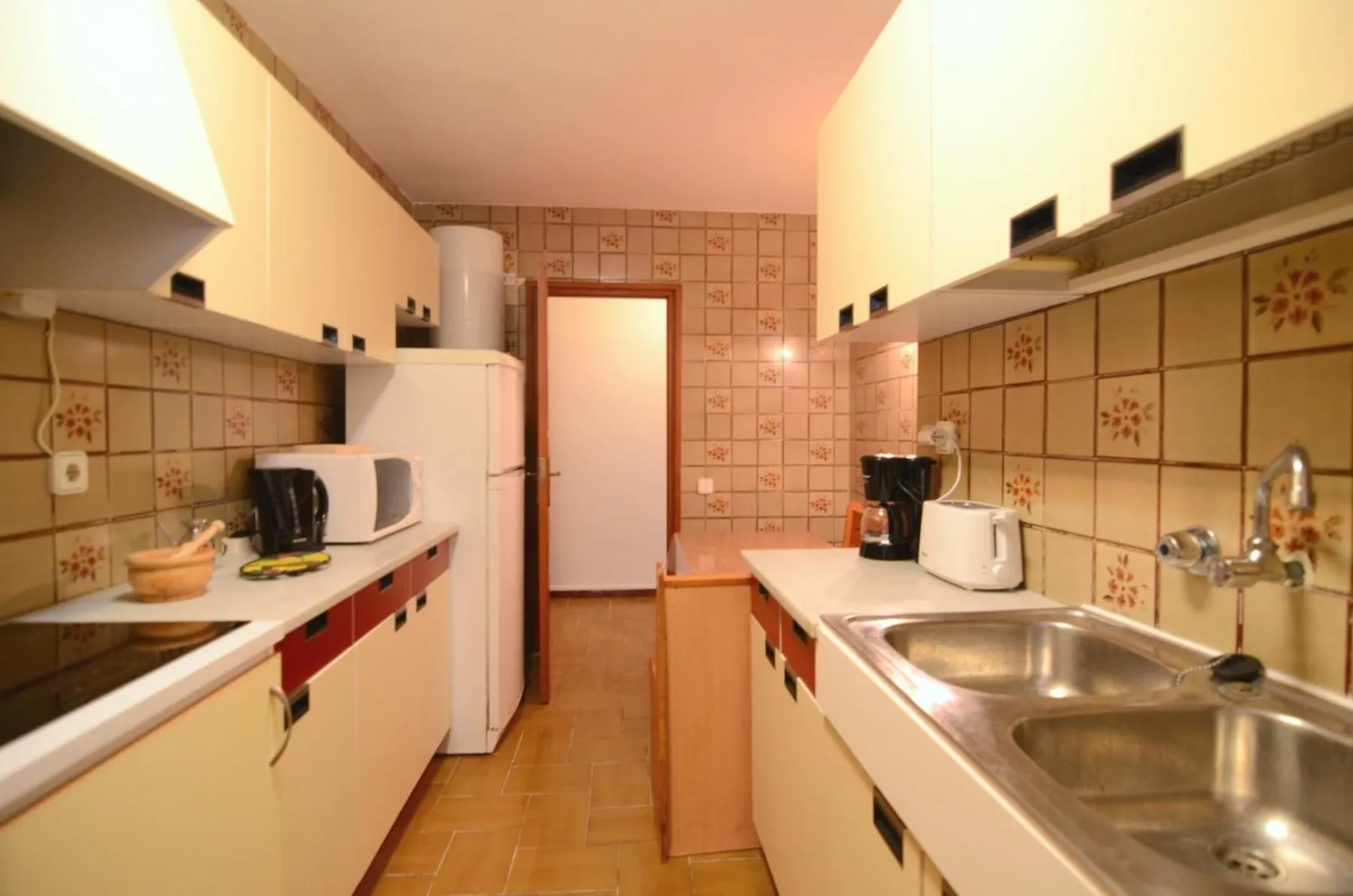 Kitchen or kitchenette in Puig Sureda 13 1C