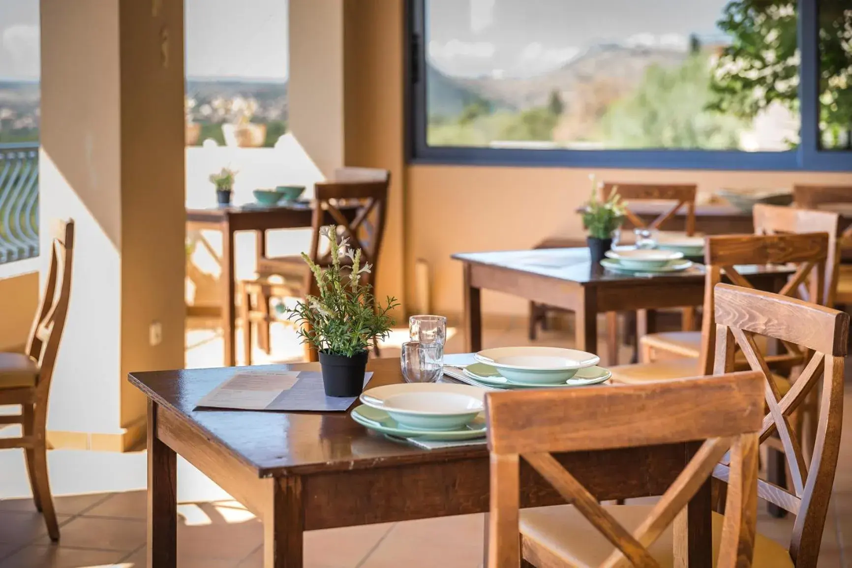 Restaurant/places to eat in Diana Studios Restaurant/places to eat in Diana Studios