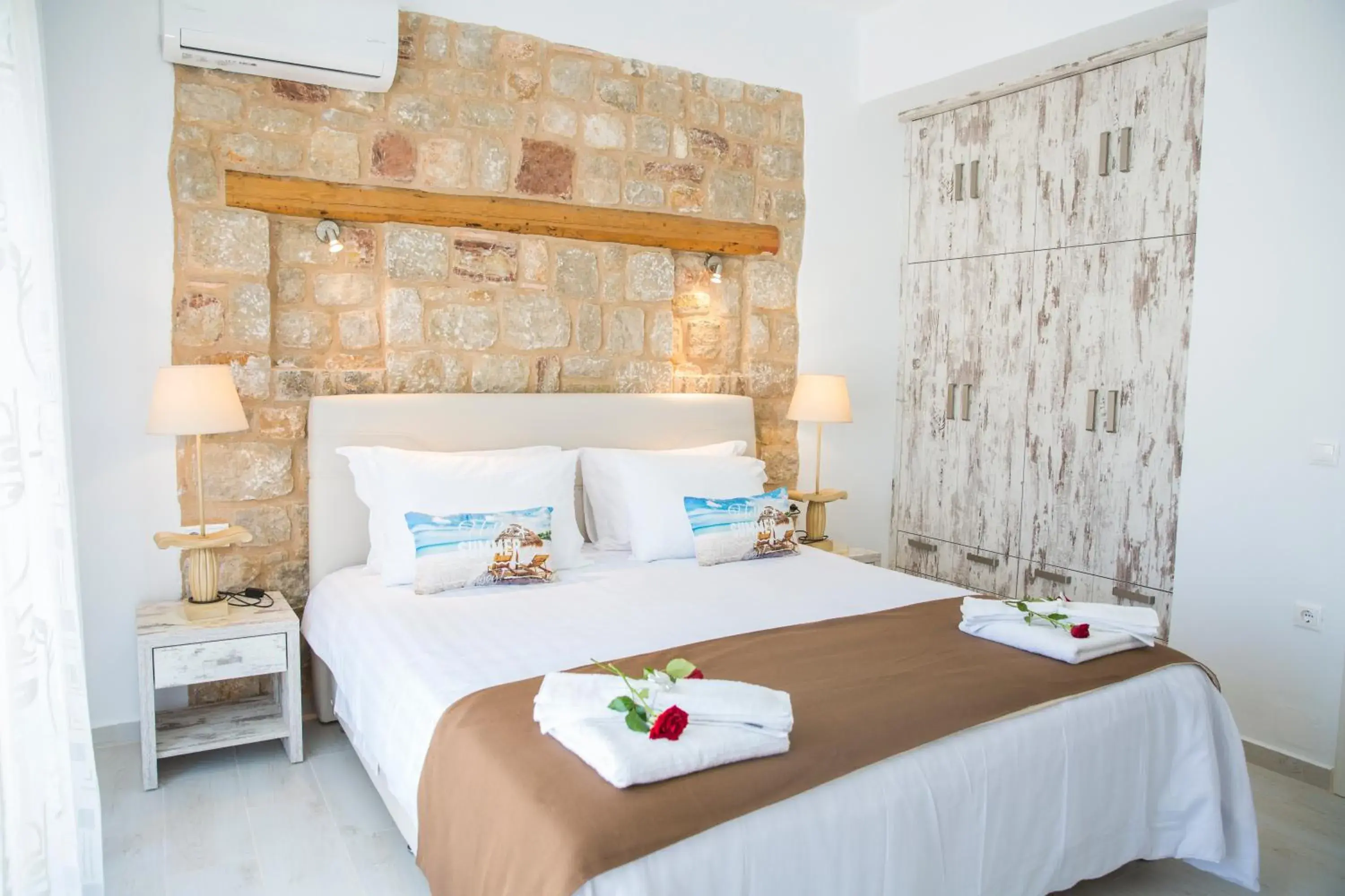 Haraki Stone Apartments Haraki Stone Apartments