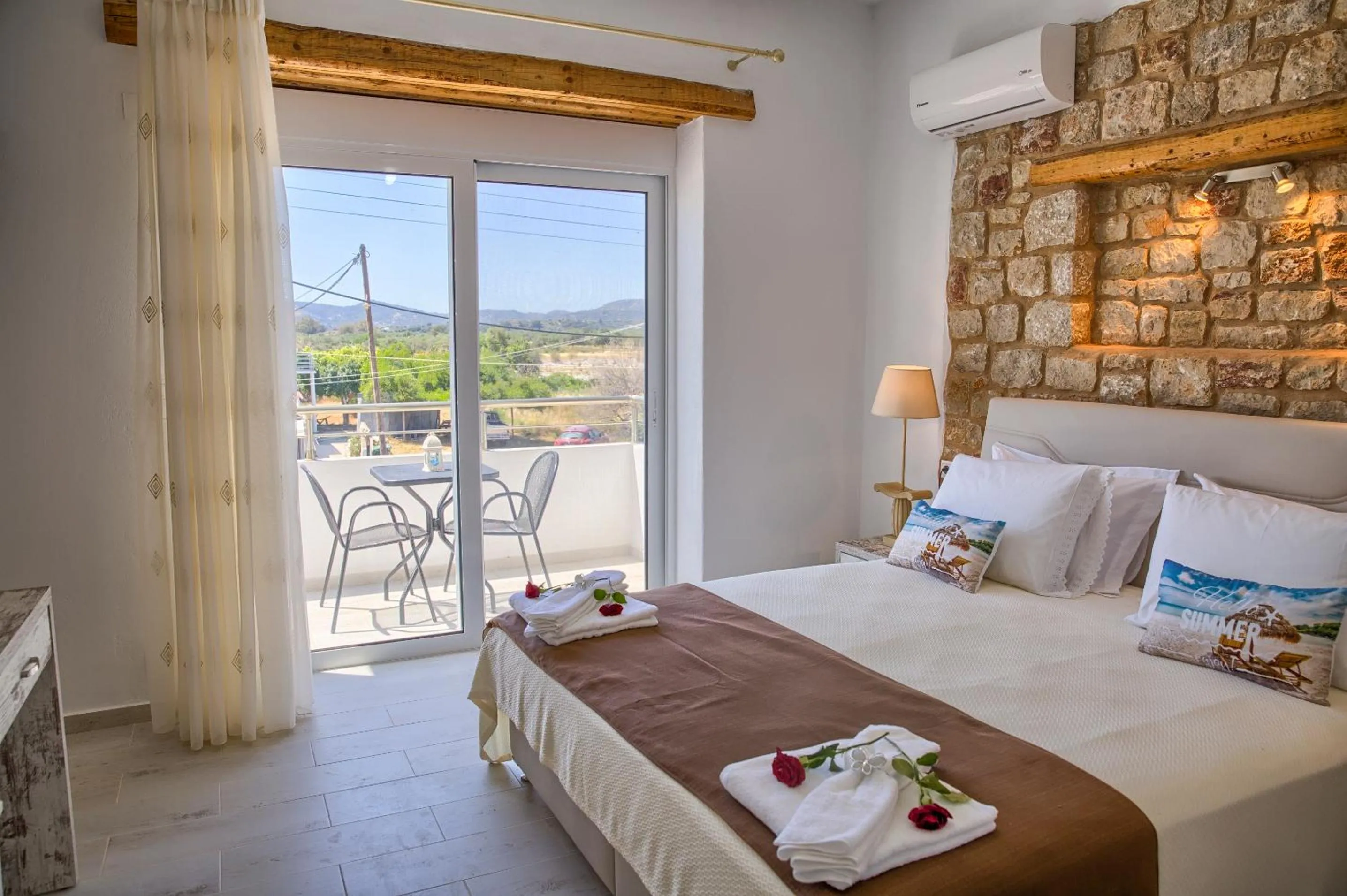 Balcony/Terrace, Bed in Haraki Stone Apartments