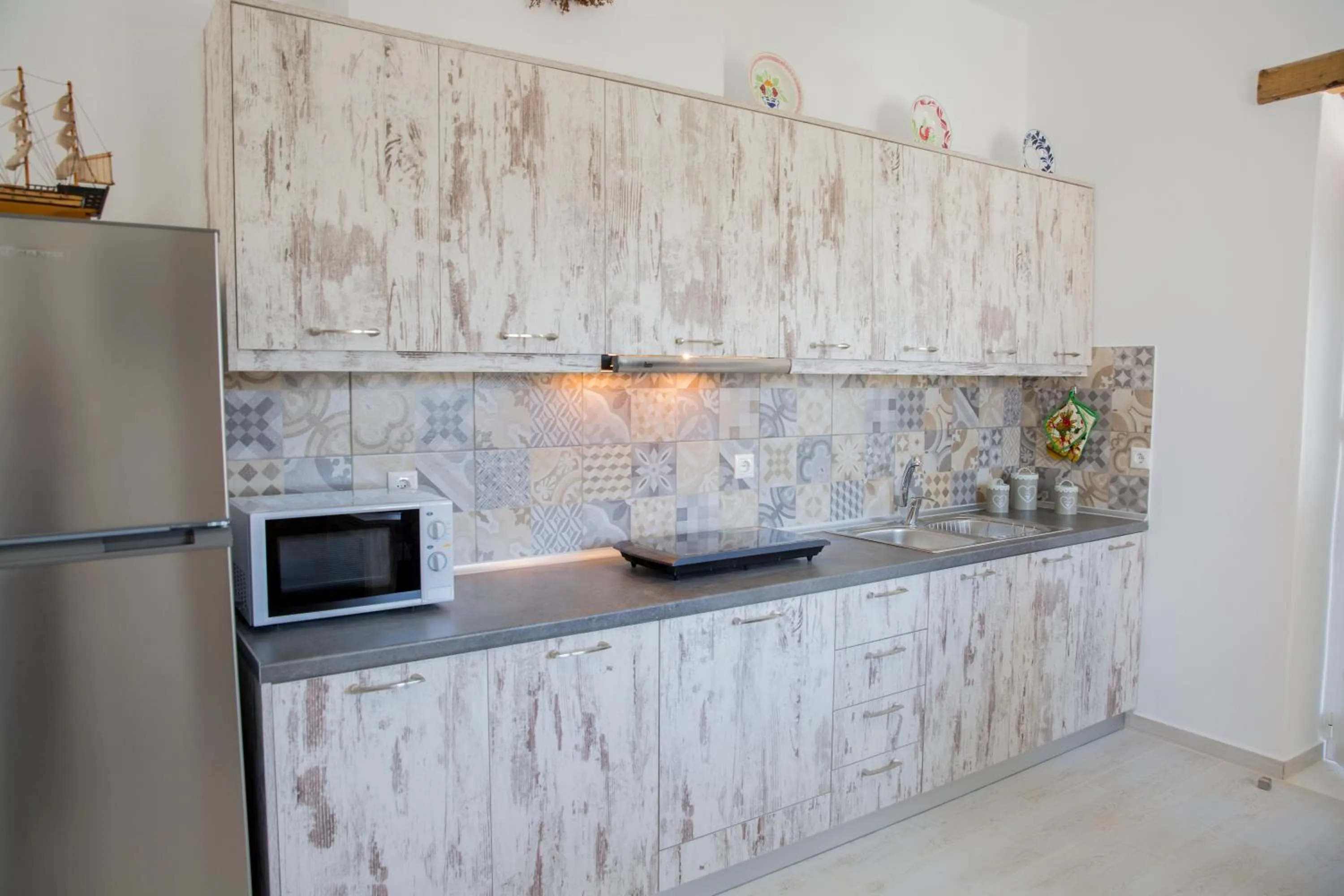 Coffee/tea facilities in Haraki Stone Apartments