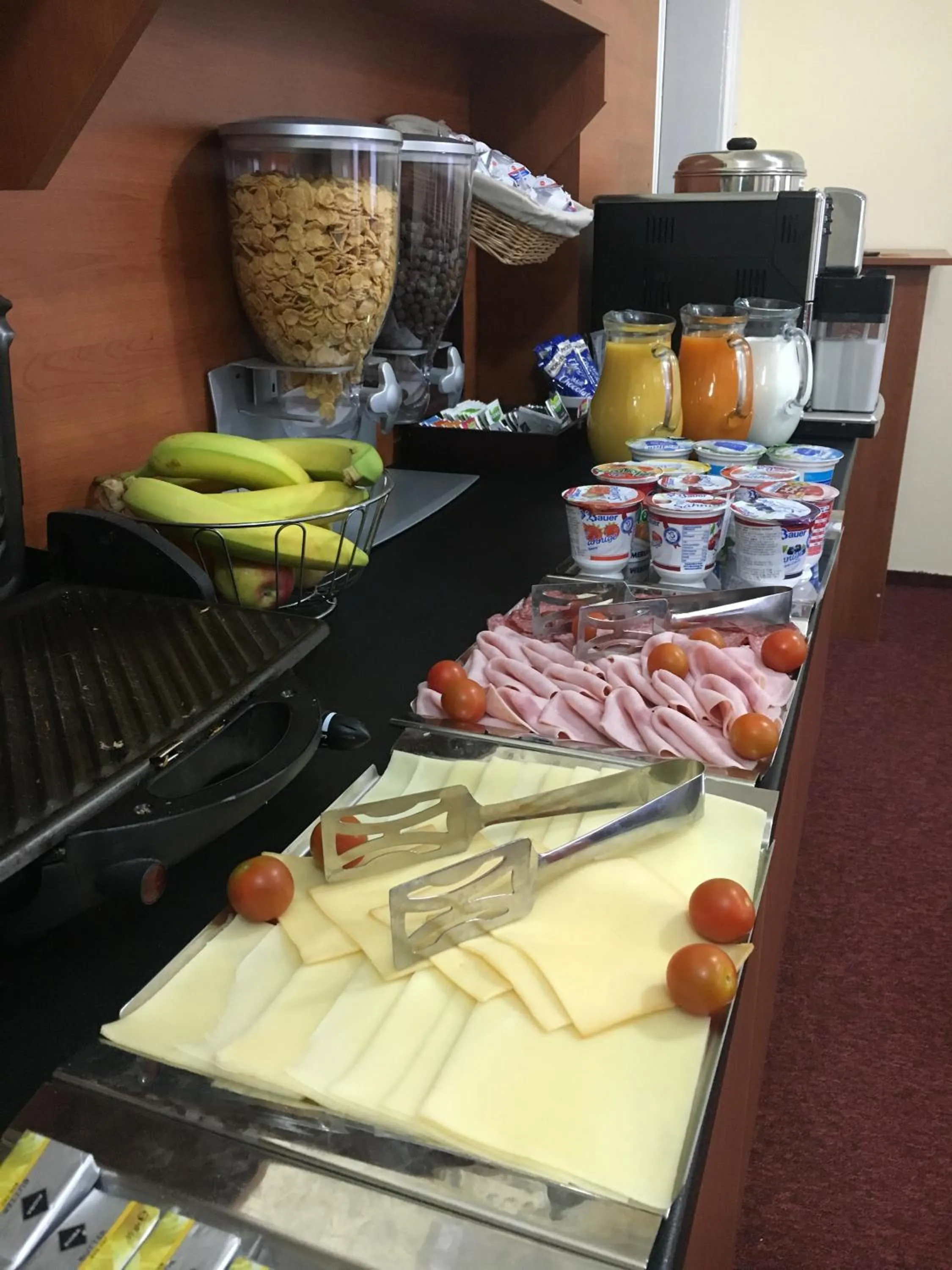 Buffet breakfast in Pension Village