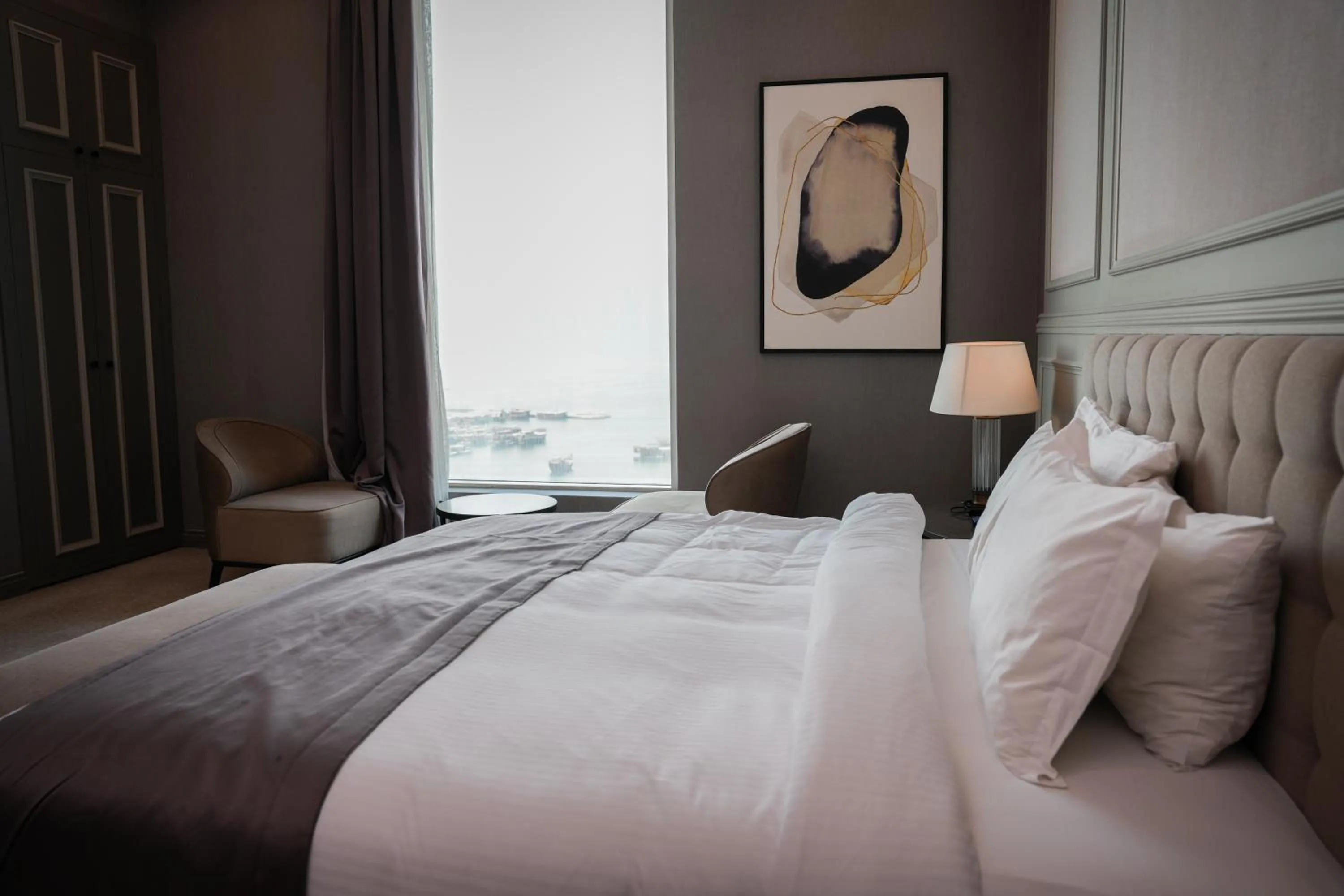 Bed in Horizon Manor Hotel