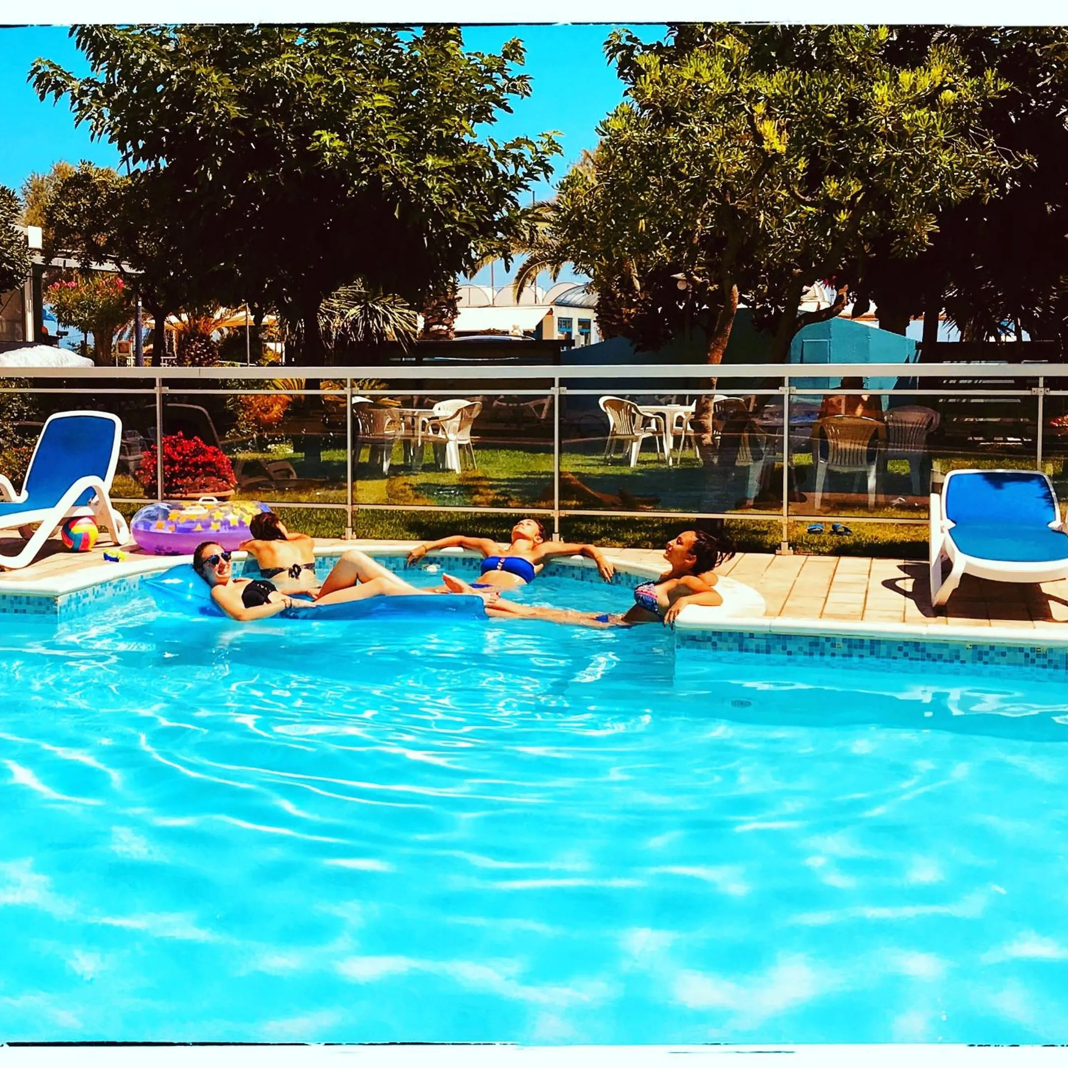 Swimming pool in Hotel Sayonara