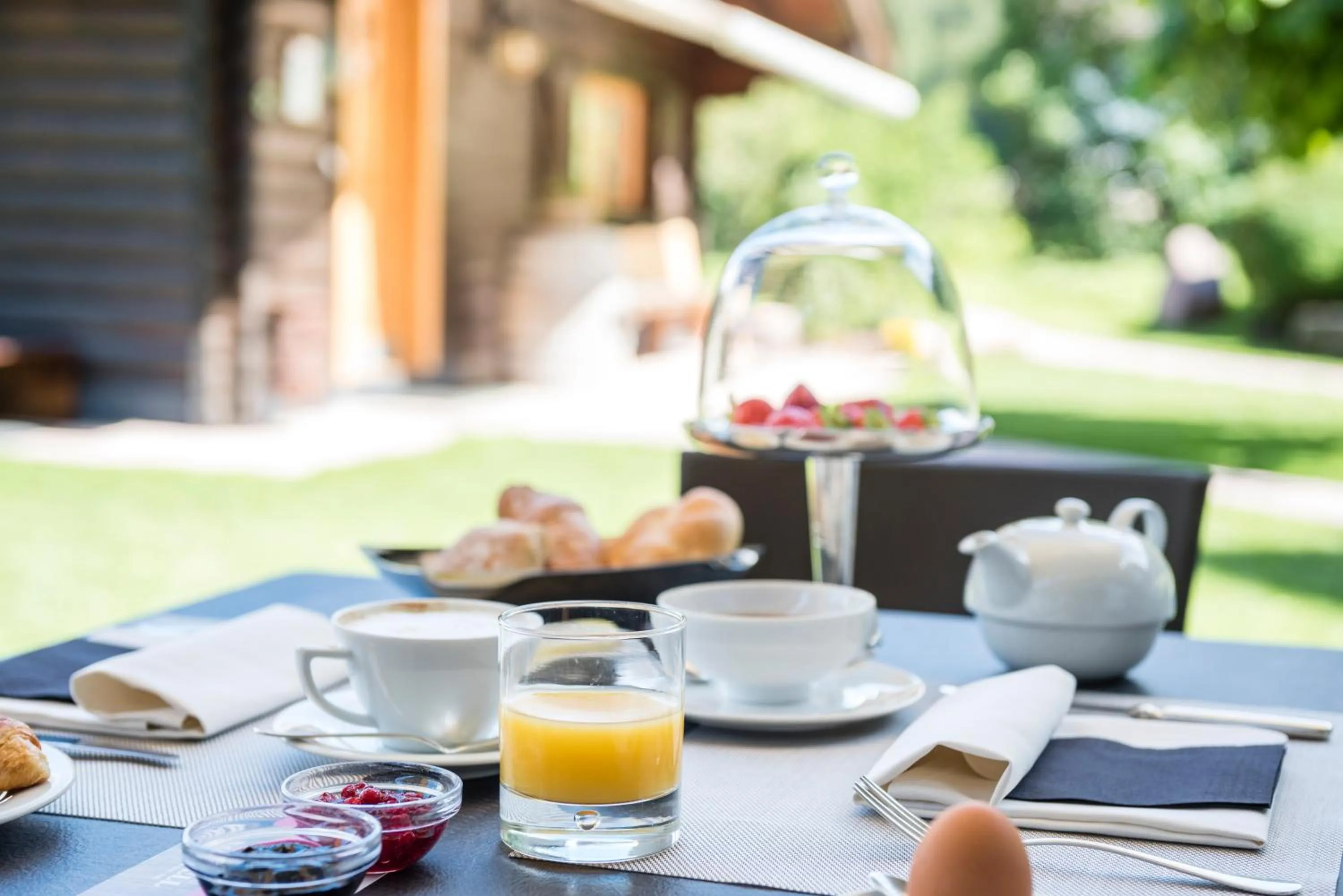 Breakfast in Rainell Dolomites Retreat